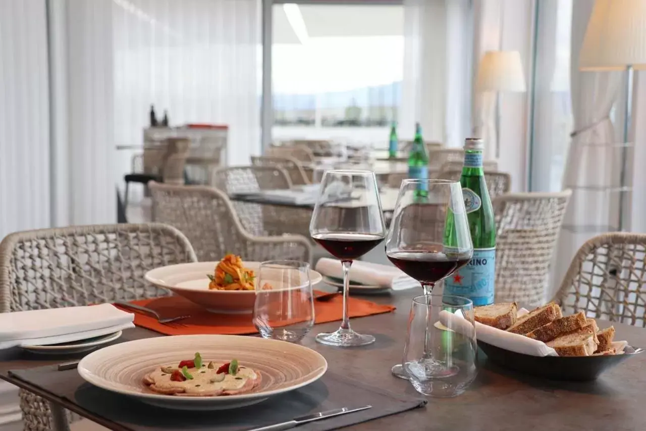 Restaurant/places to eat in Borgo San Barbato Resort Spa & Golf Restaurant/places to eat in Borgo San Barbato Resort Spa & Golf