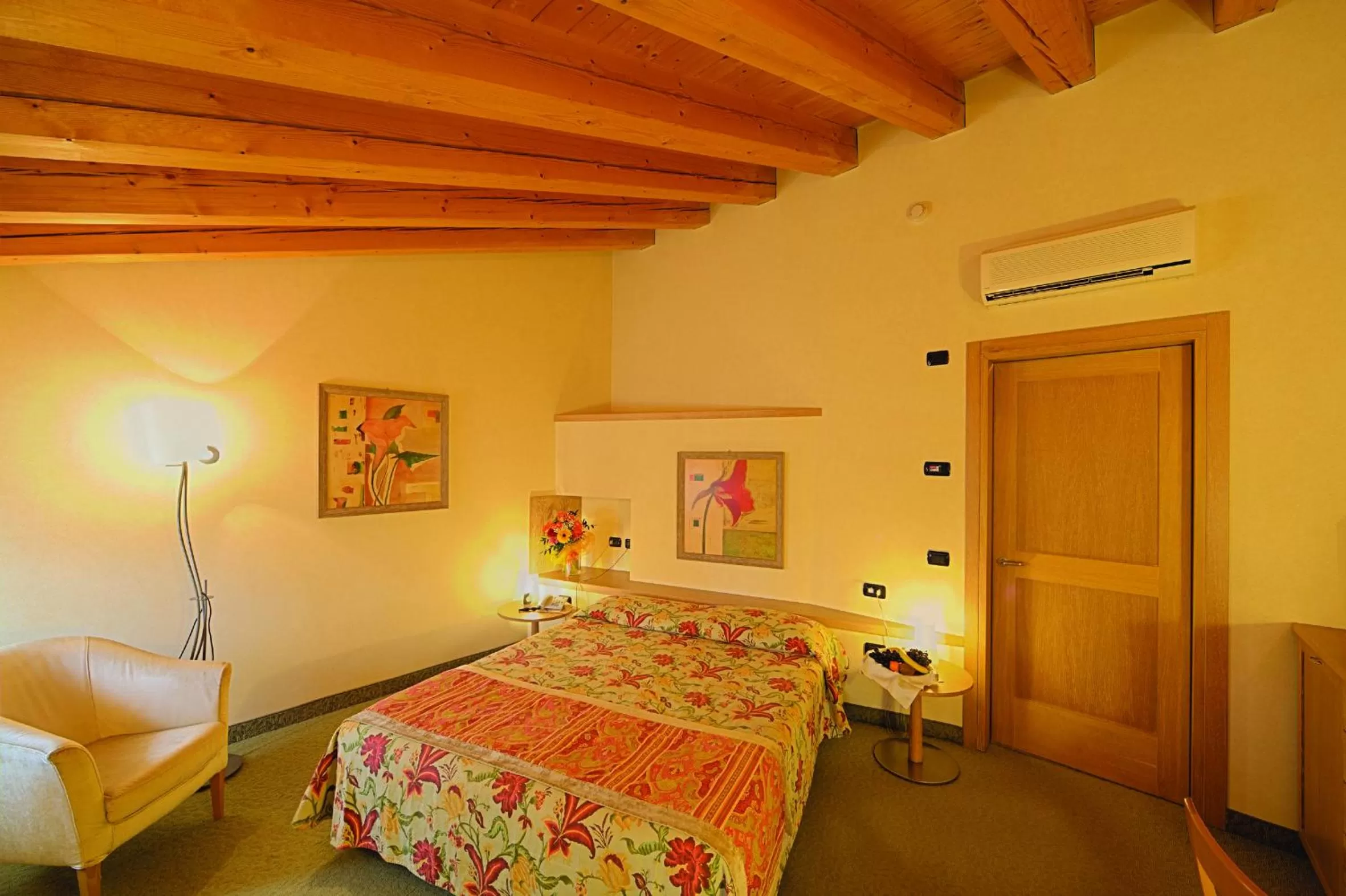 Bedroom, Bed in Active Hotel Paradiso