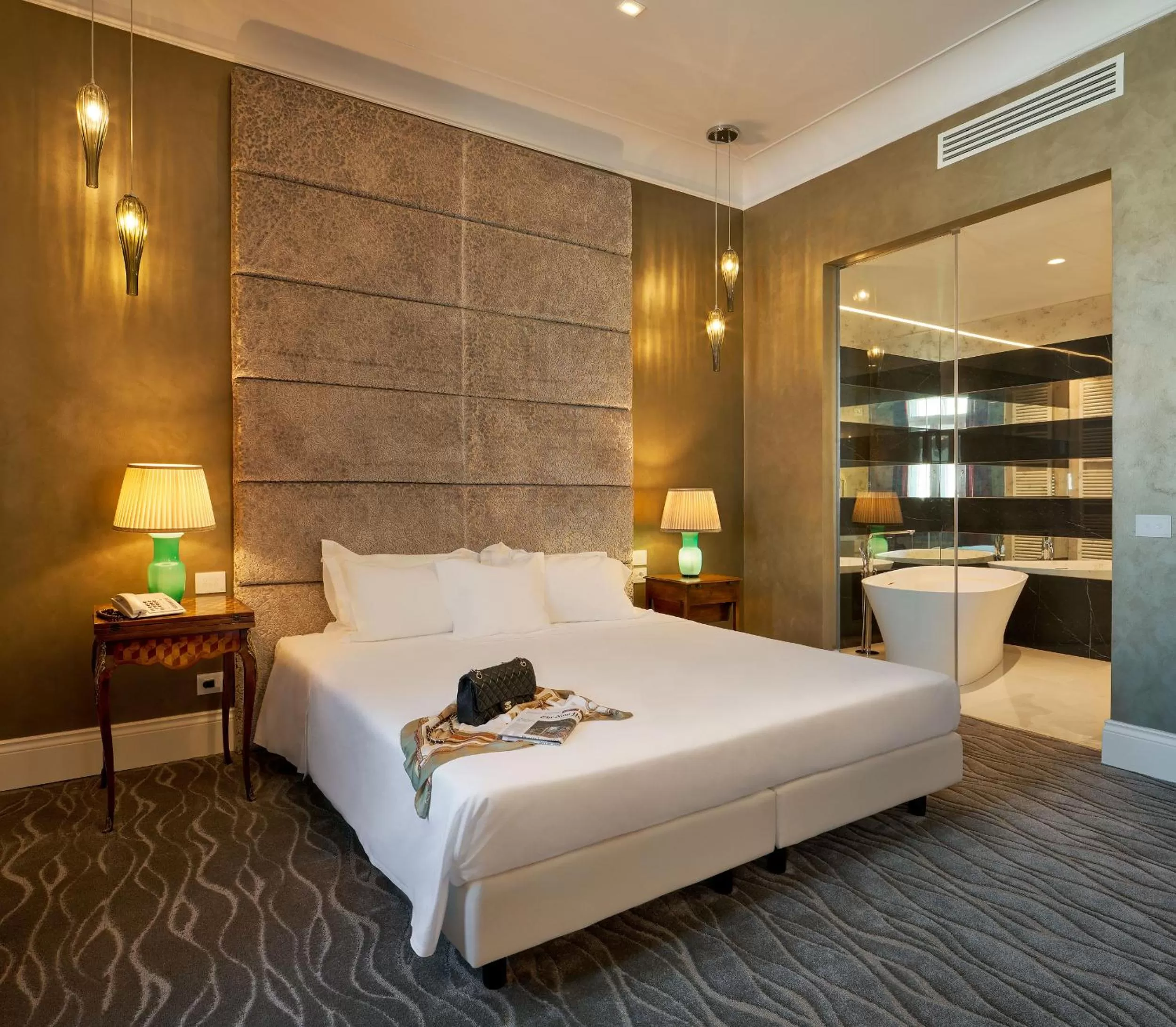 Bedroom, Bed in Grand Hotel Duchi d'Aosta