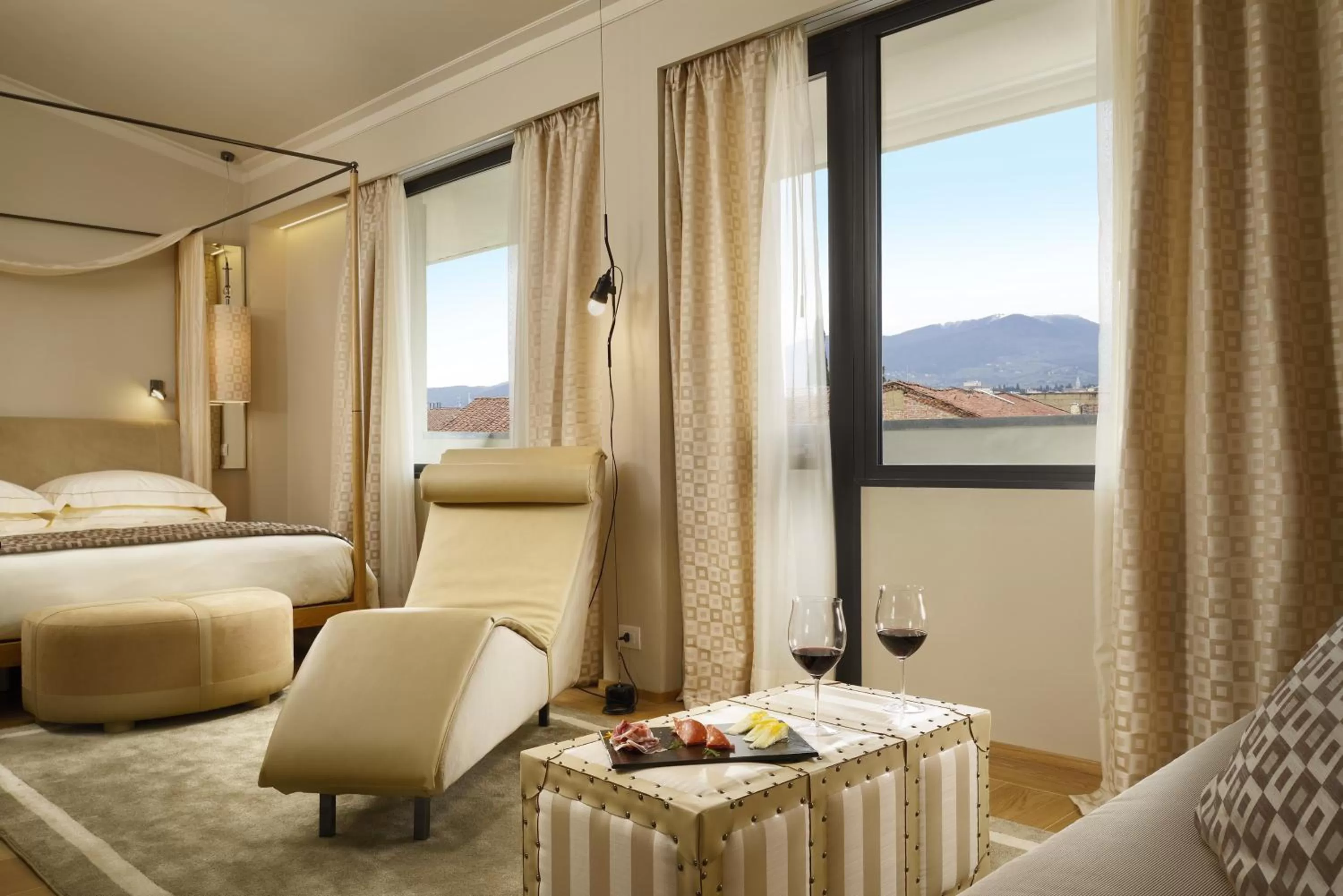 Photo of the whole room, Bed in Grand Hotel Minerva