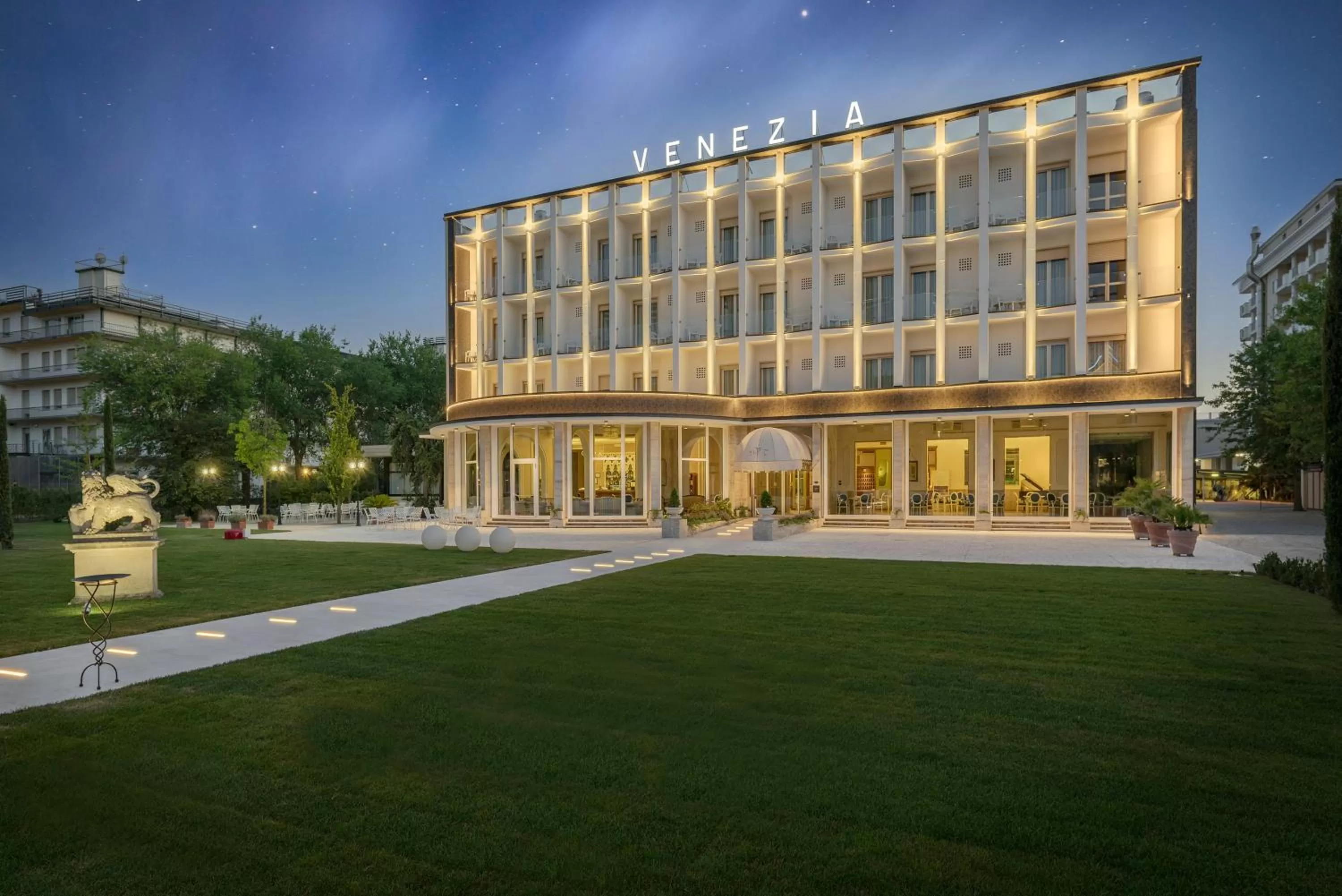 Facade/entrance in Hotel Terme Venezia