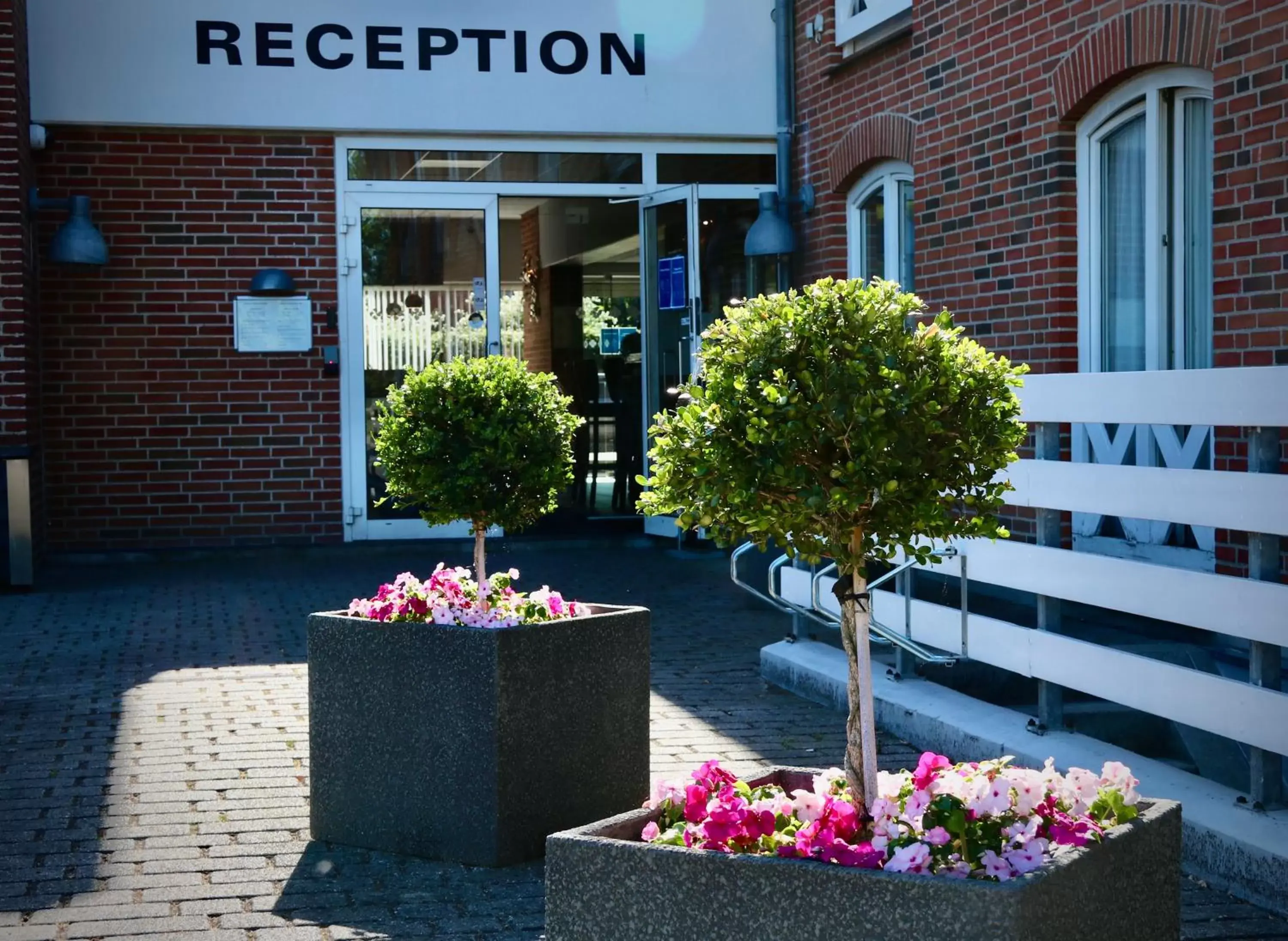 Facade/entrance in Taastrup Park Hotel Facade/entrance in Taastrup Park Hotel