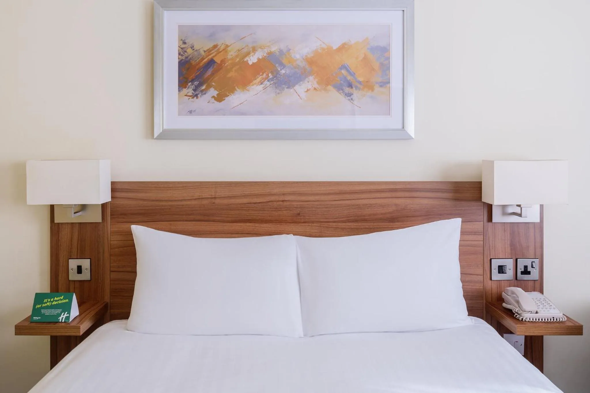 Photo of the whole room, Bed in Holiday Inn Slough Windsor by IHG