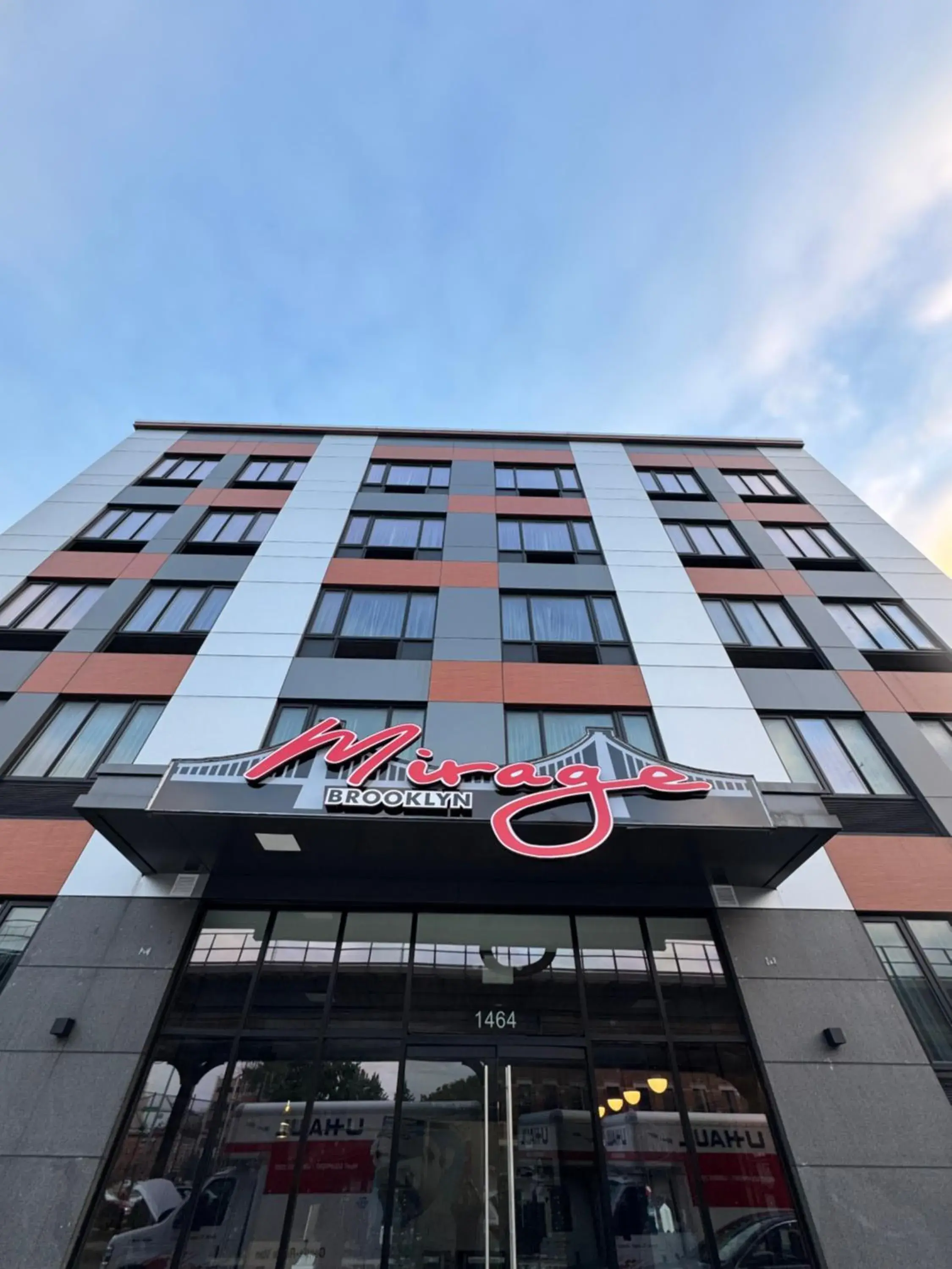 Hotel Mirage Brooklyn Hotel Mirage Brooklyn