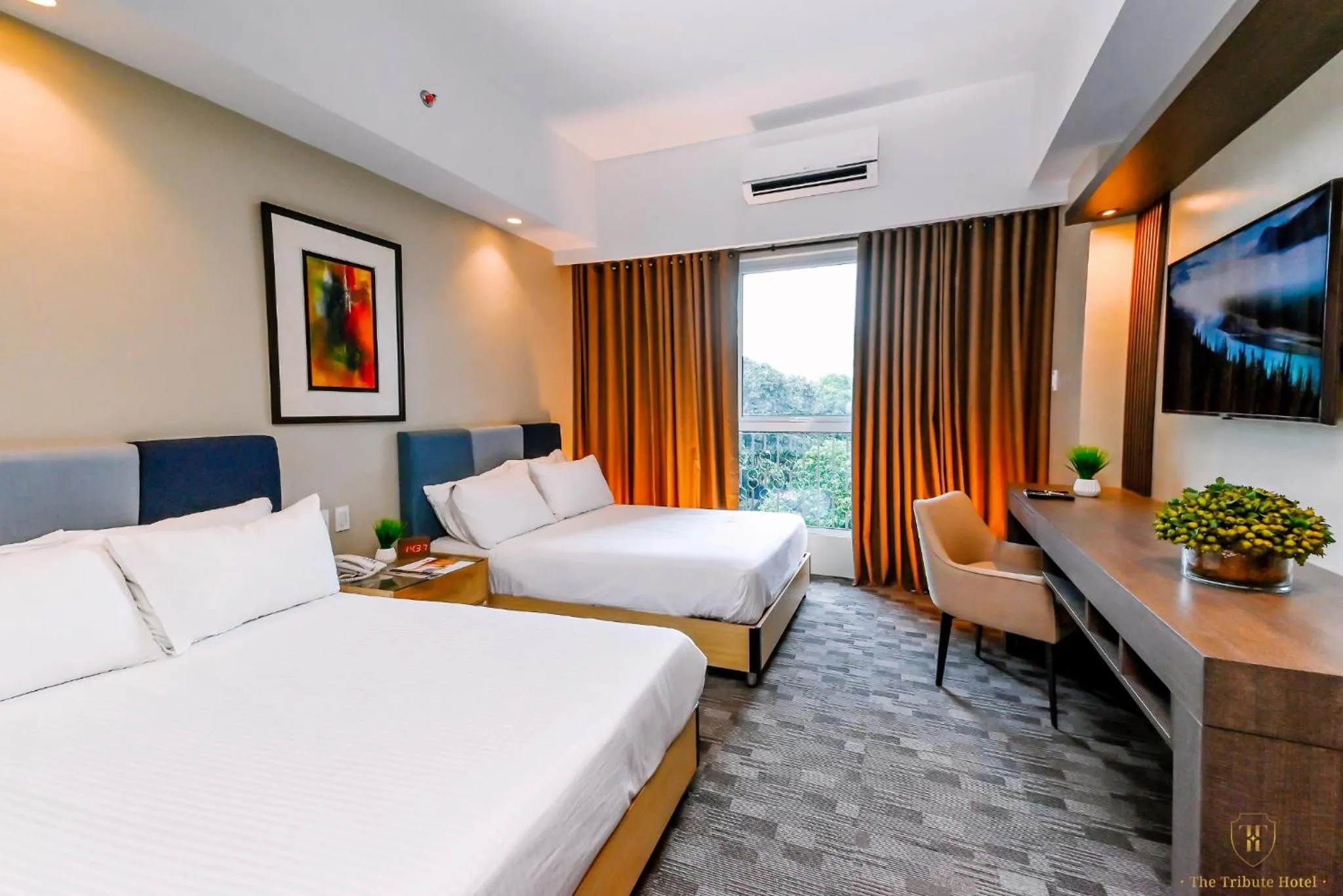 Deluxe Twin Room in The Tribute Hotel