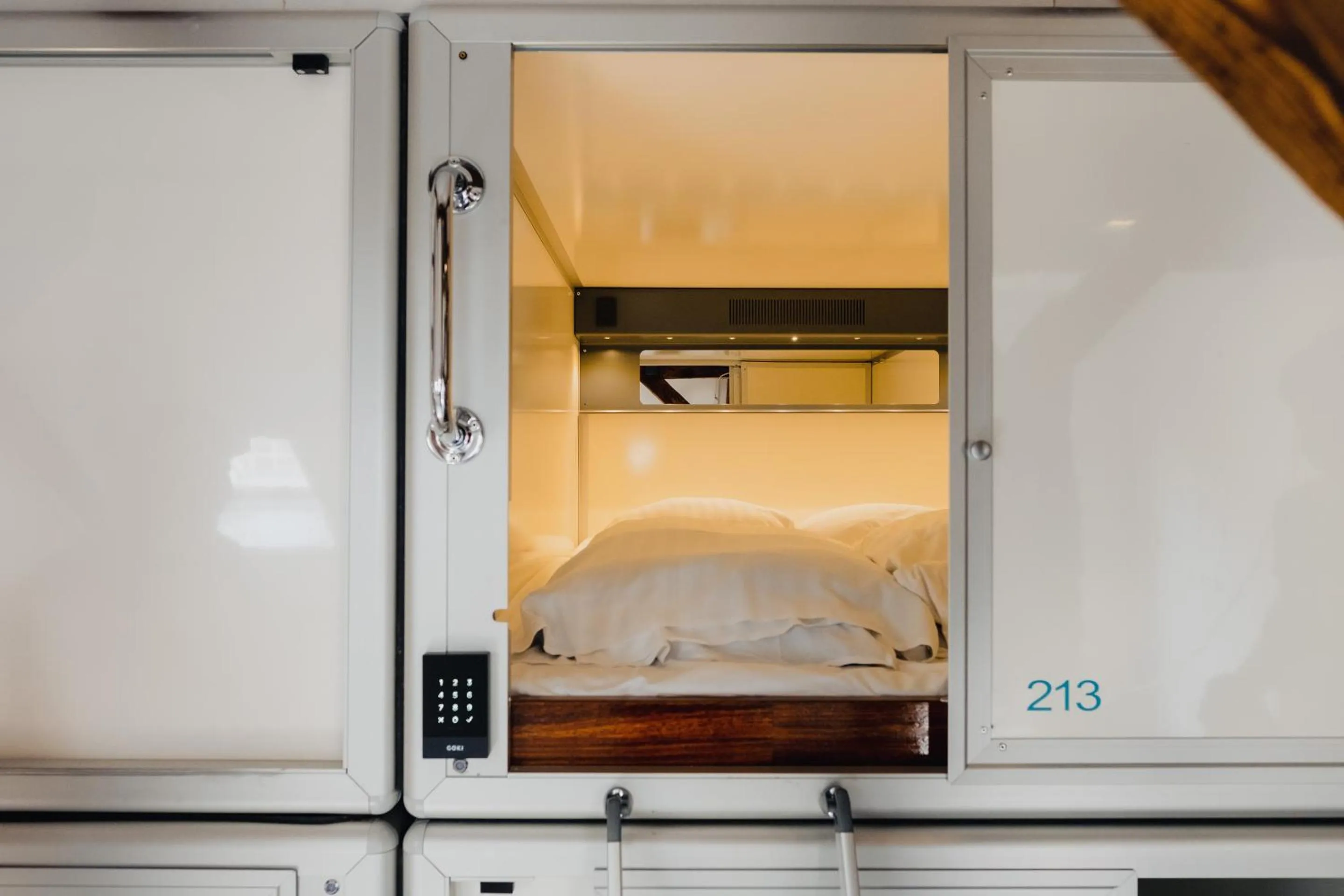 Bedroom, Bed in Capsule Hotel Nyhavn63