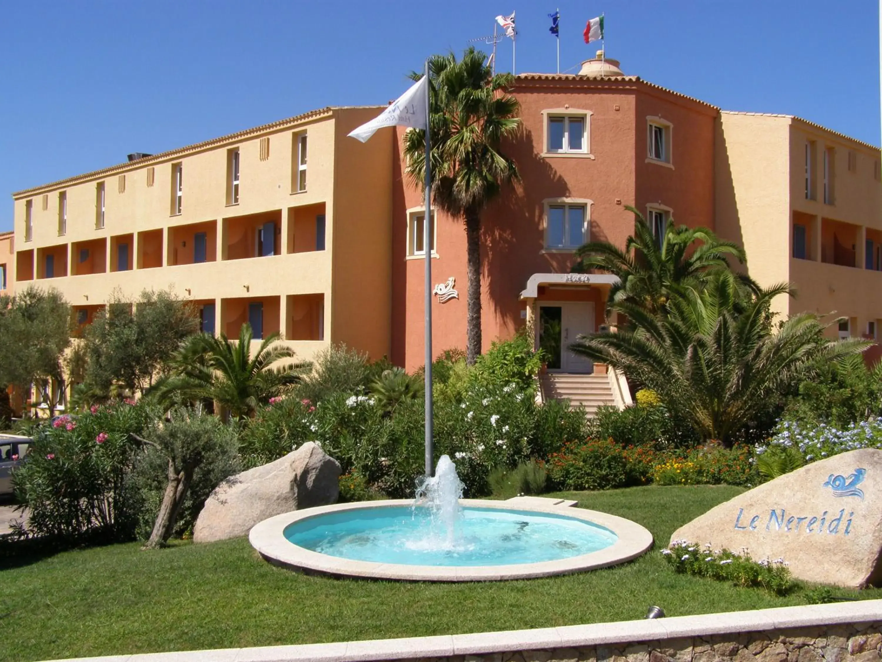 Le Nereidi Hotel & Residence Le Nereidi Hotel & Residence