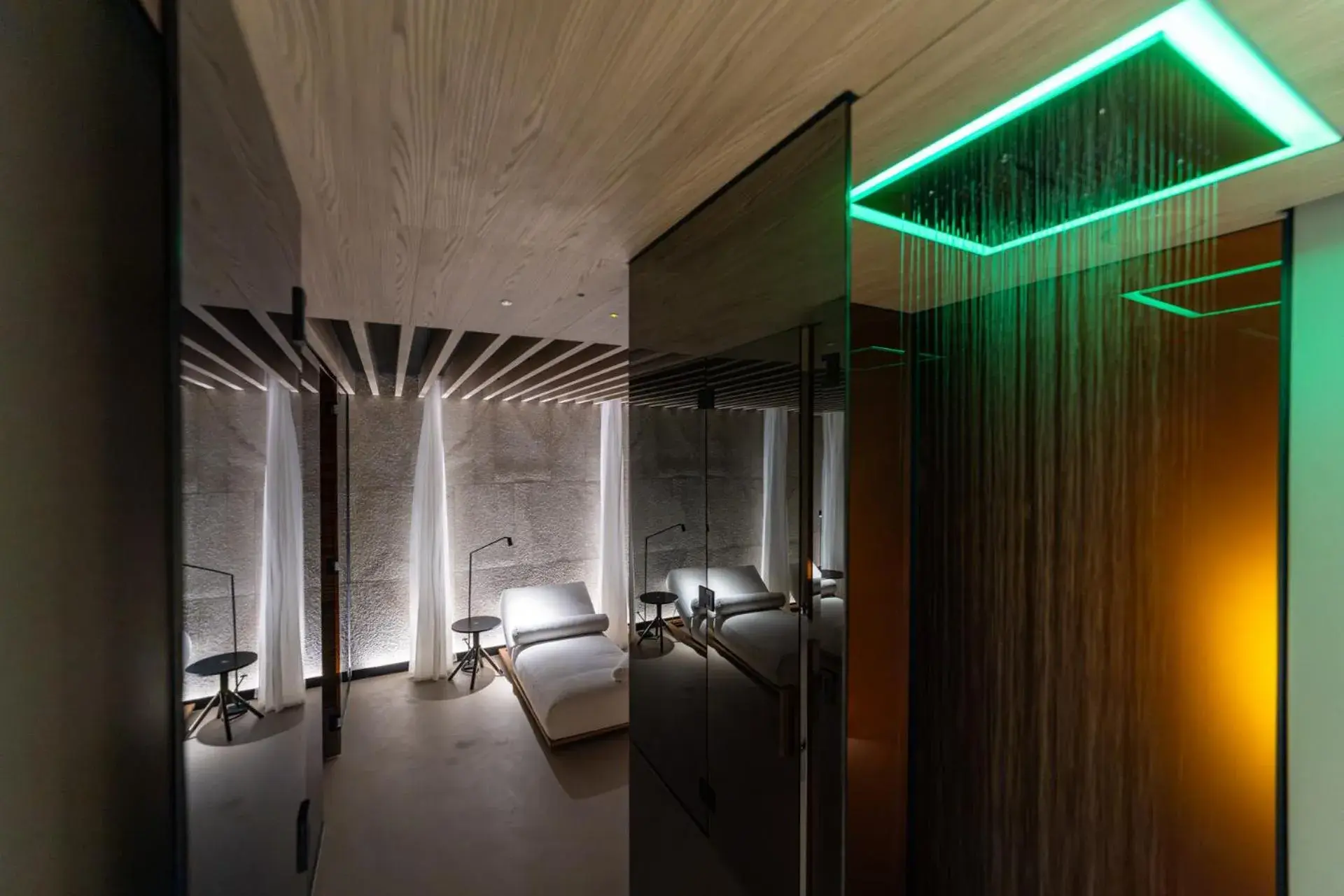 Spa and wellness centre/facilities in Grand Hotel Duchi d'Aosta Spa and wellness centre/facilities in Grand Hotel Duchi d'Aosta