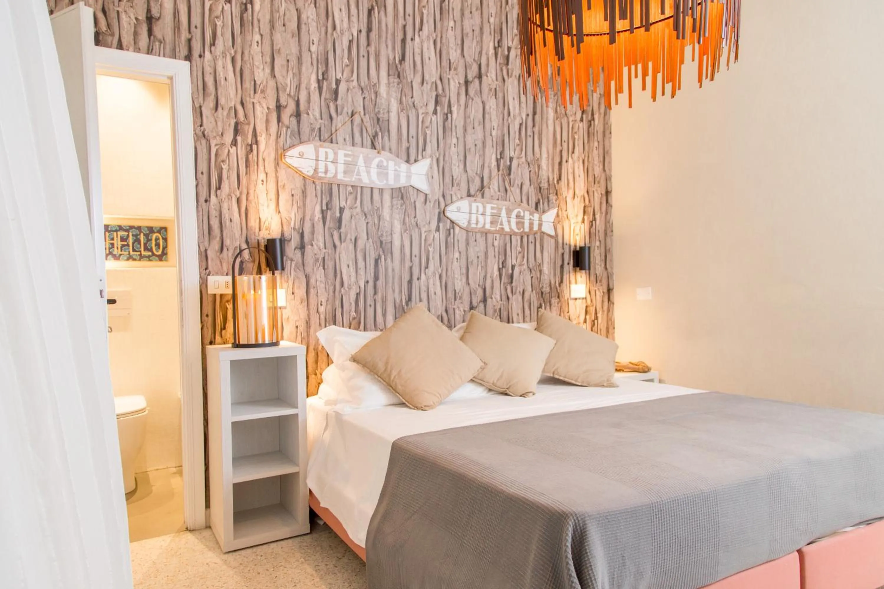 Photo of the whole room, Bed in Hotel Rex - Lifestyle