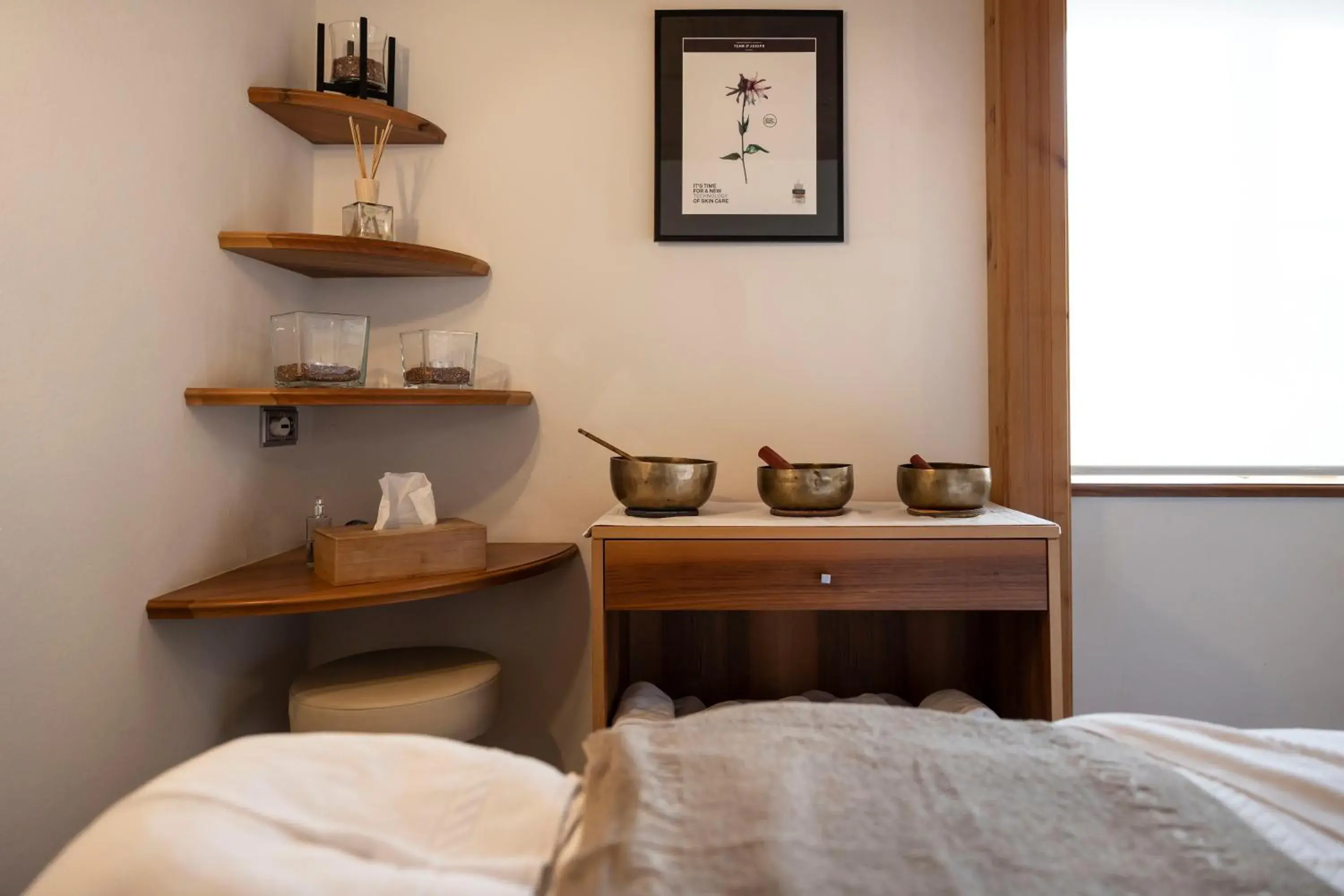 Massage, Bed in Artnatur Dolomites Hotel & Spa Massage, Bed in Artnatur Dolomites Hotel & Spa