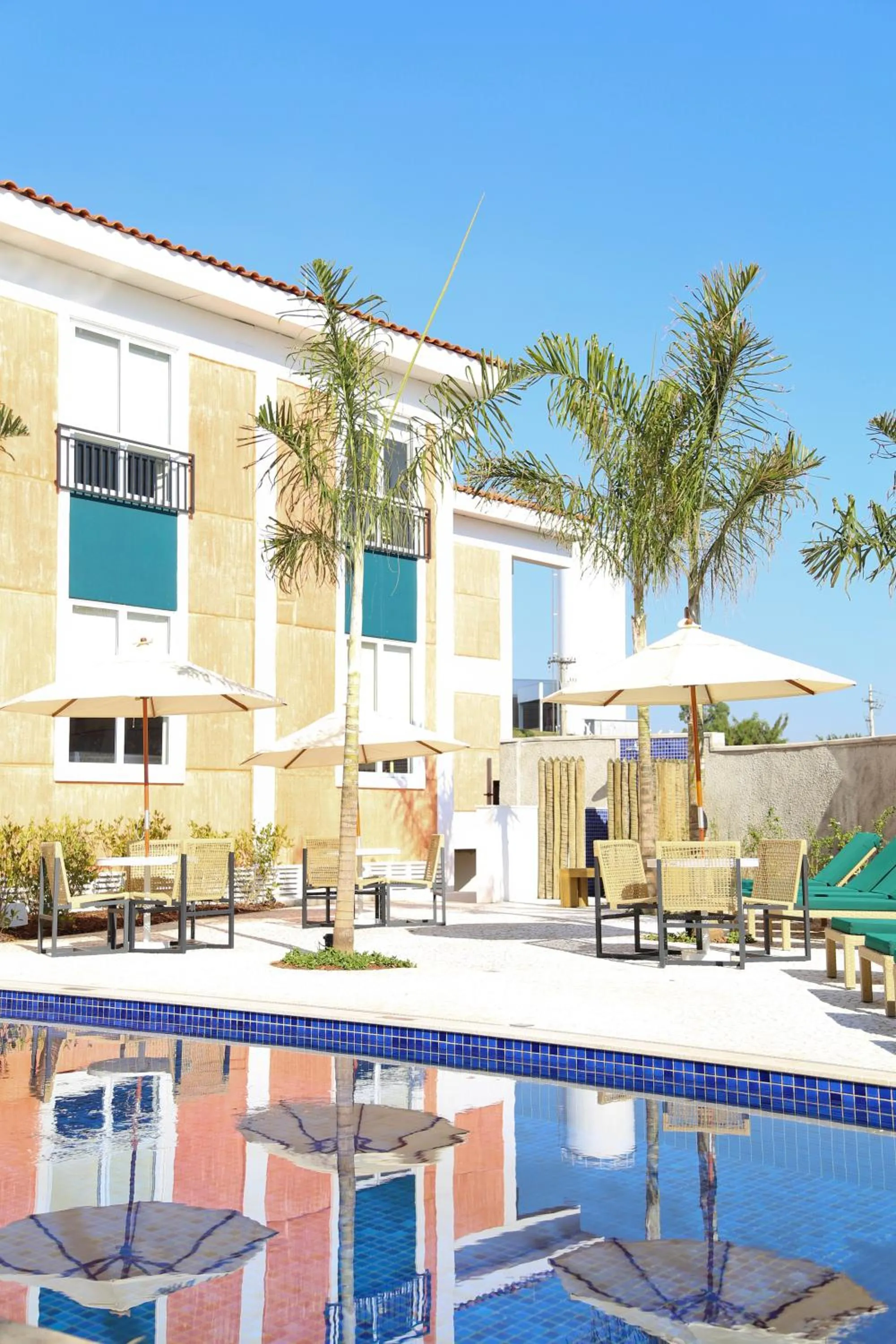 Property building in Vitória Hotel Express Dom Pedro