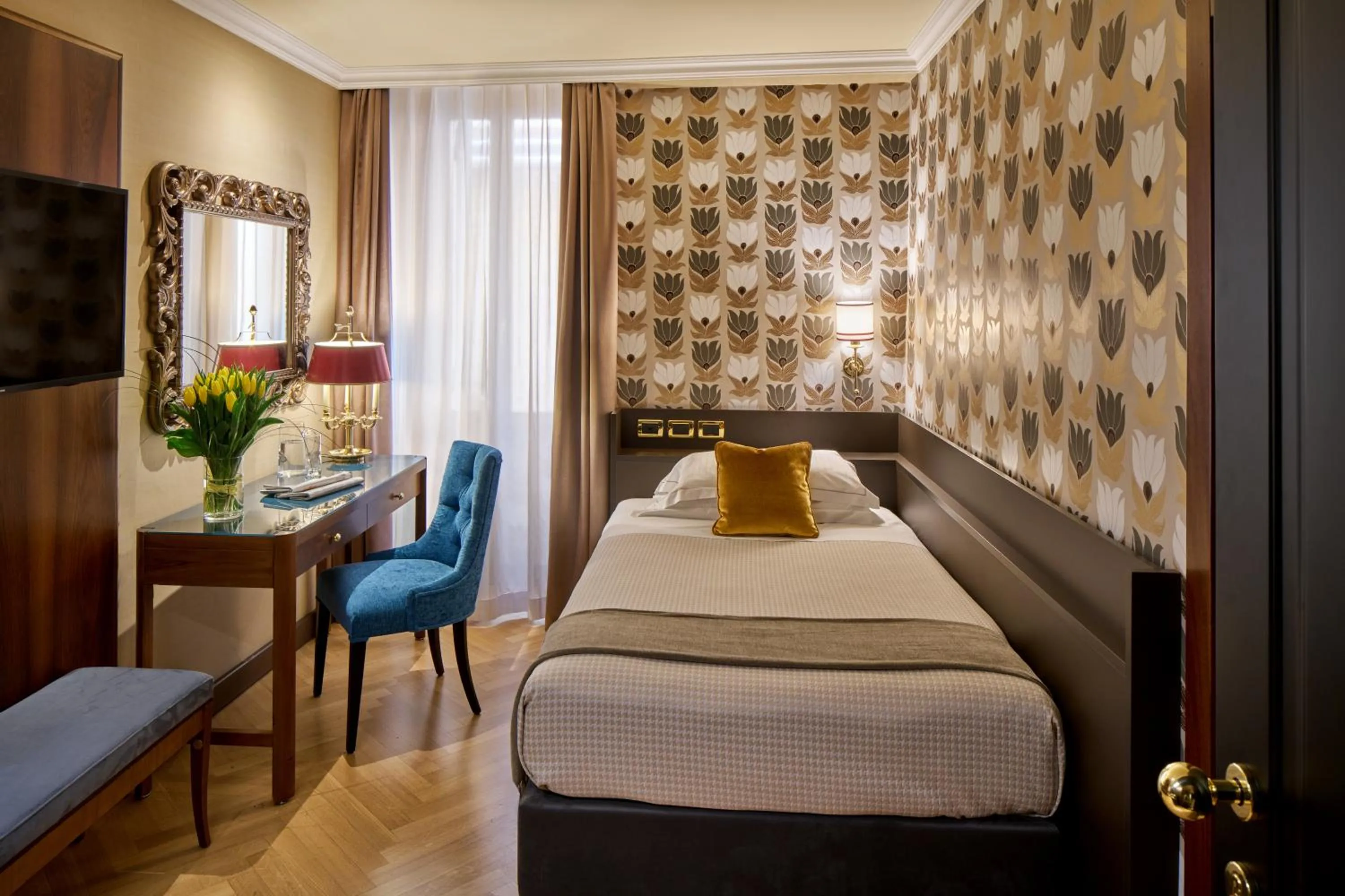 Bed in Hotel Accademia
