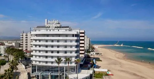 Sea Lion Hotel