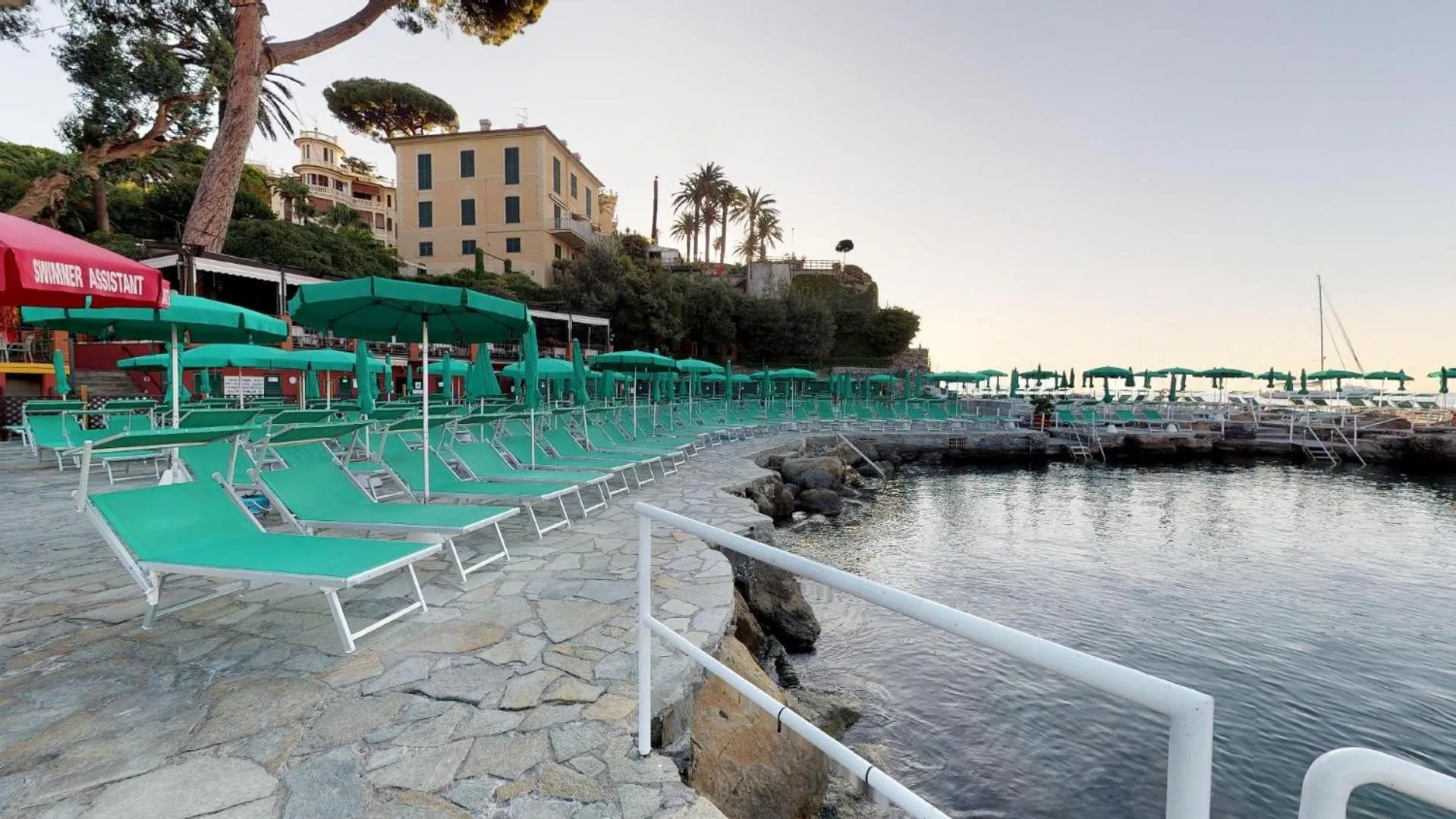 Beach in Hotel Metropole
