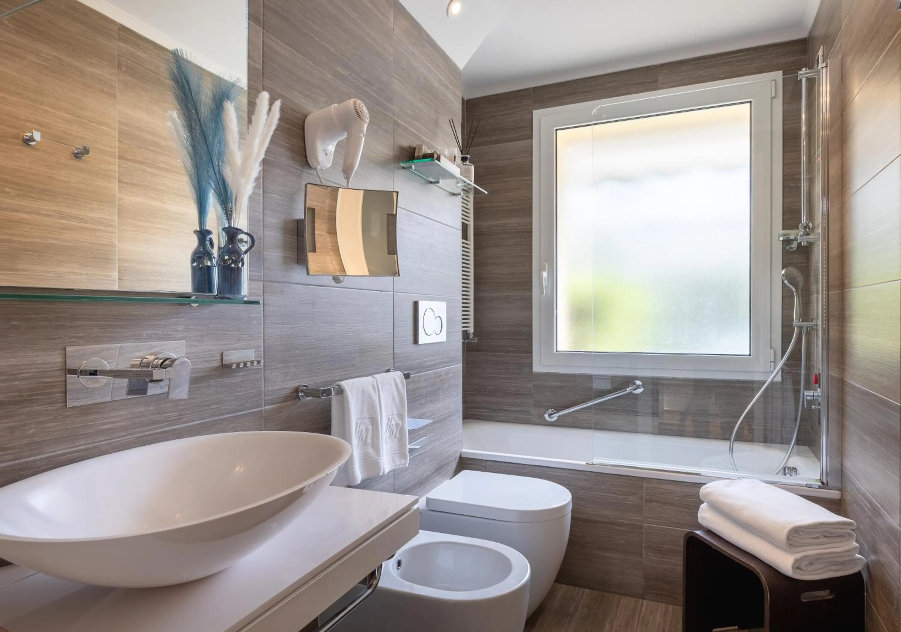 Bathroom in Hotel Metropole