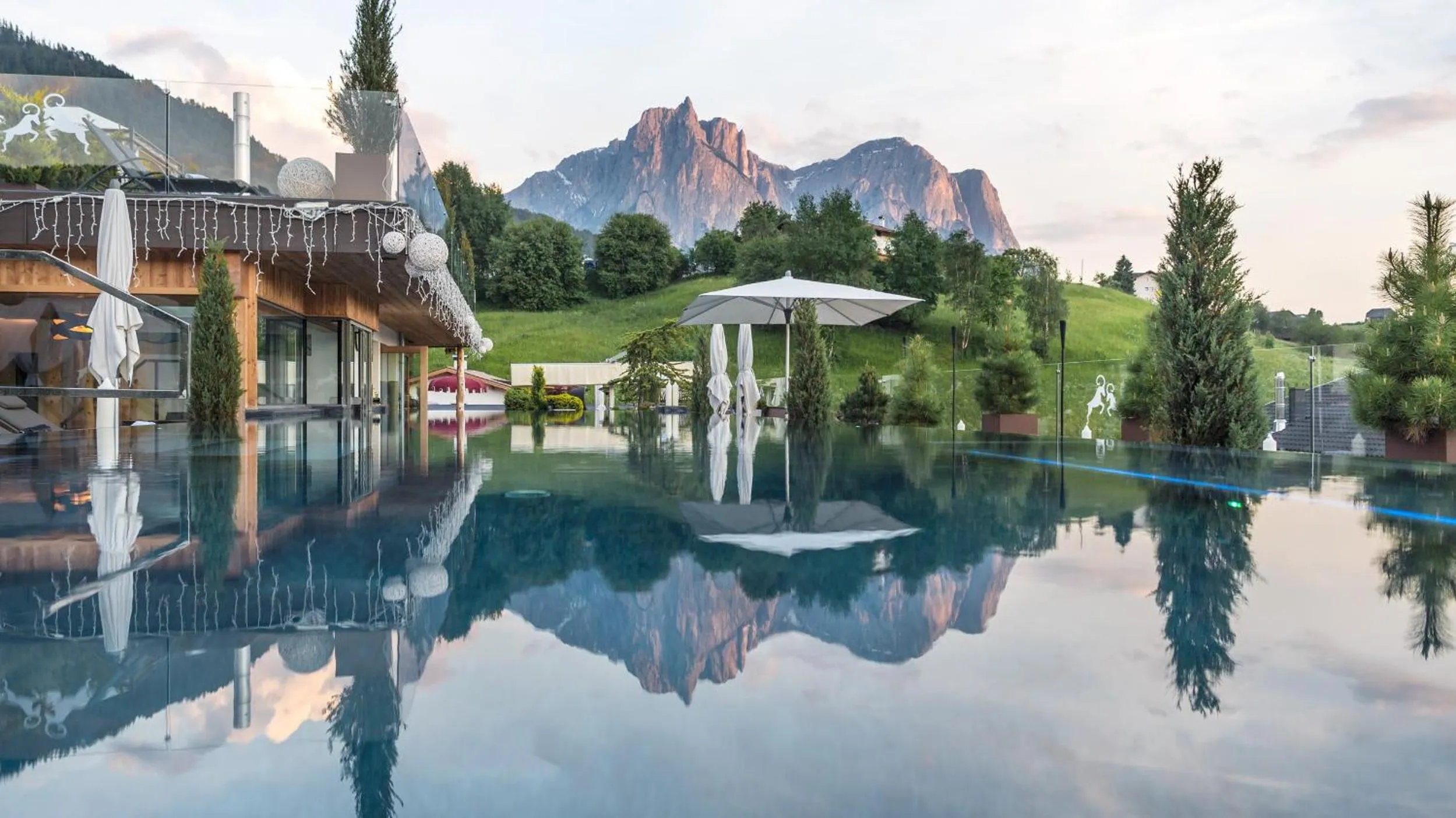 Mountain view in ABINEA Dolomiti Romantic SPA