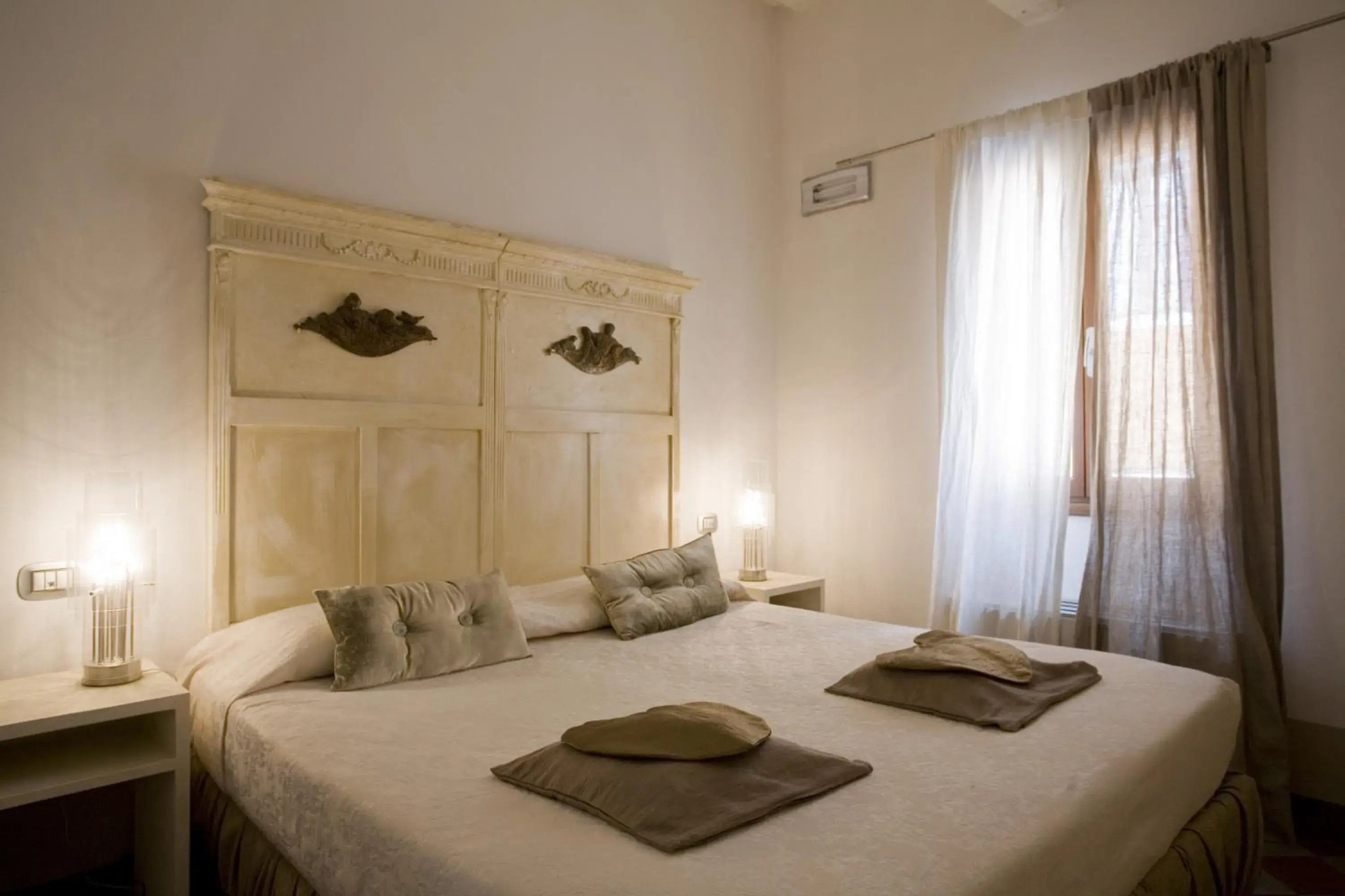 Bed in Art Hotel Al Fagiano Bed in Art Hotel Al Fagiano
