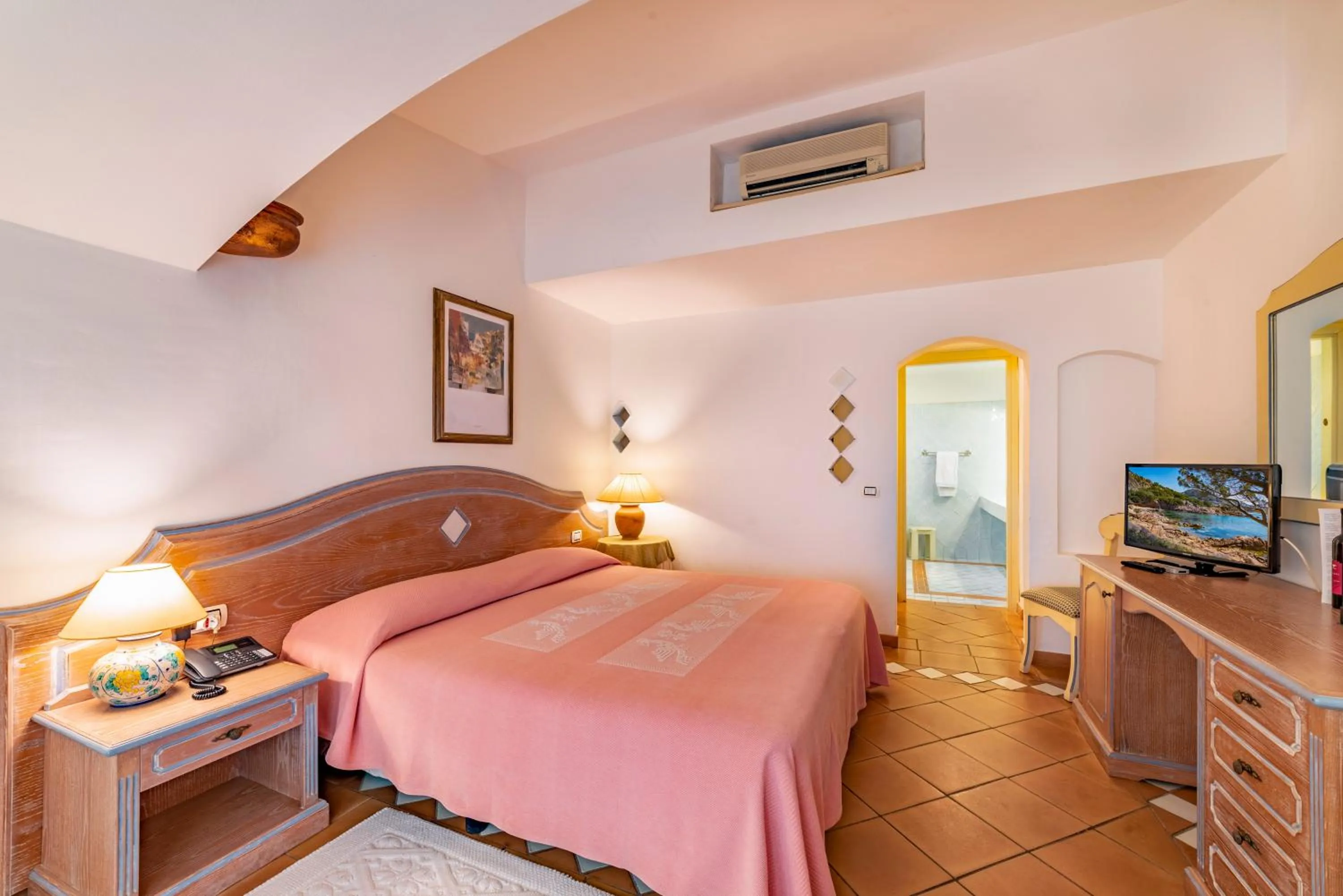 Photo of the whole room, Bed in Hotel La Bisaccia