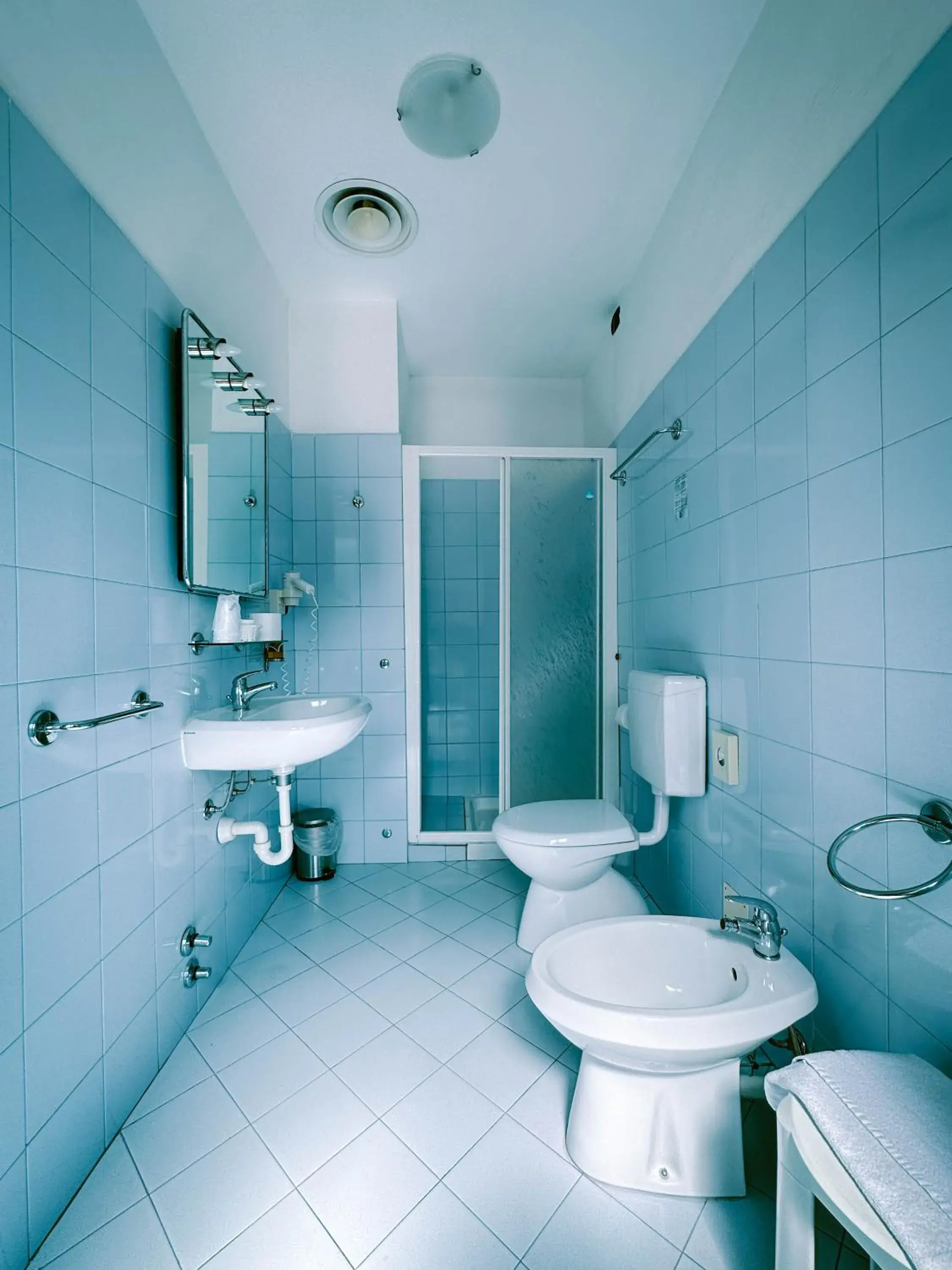 Bathroom in Hotel Bello by Ostello Bello Bathroom in Hotel Bello by Ostello Bello