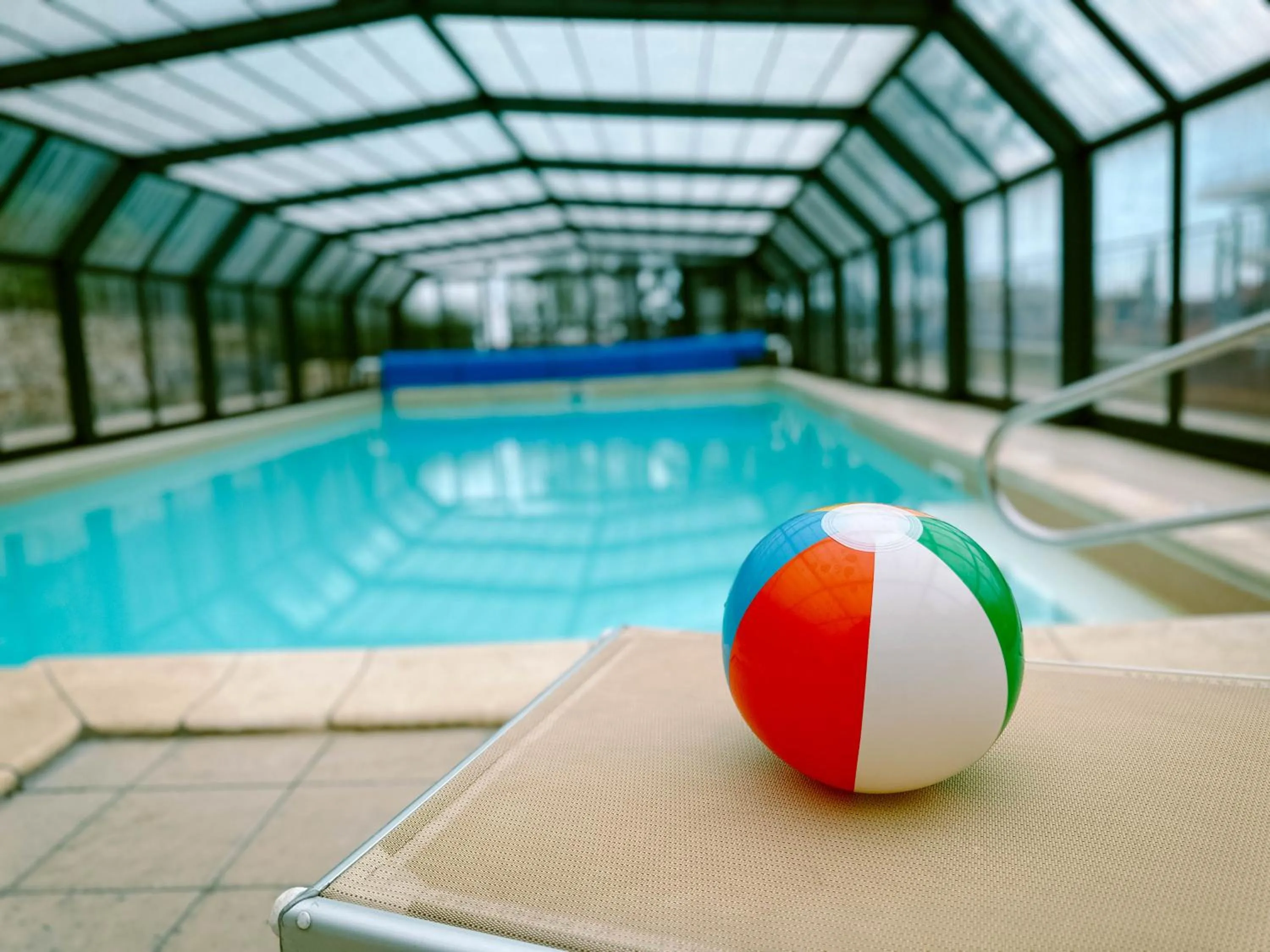 Pool view in Hotel Bello by Ostello Bello