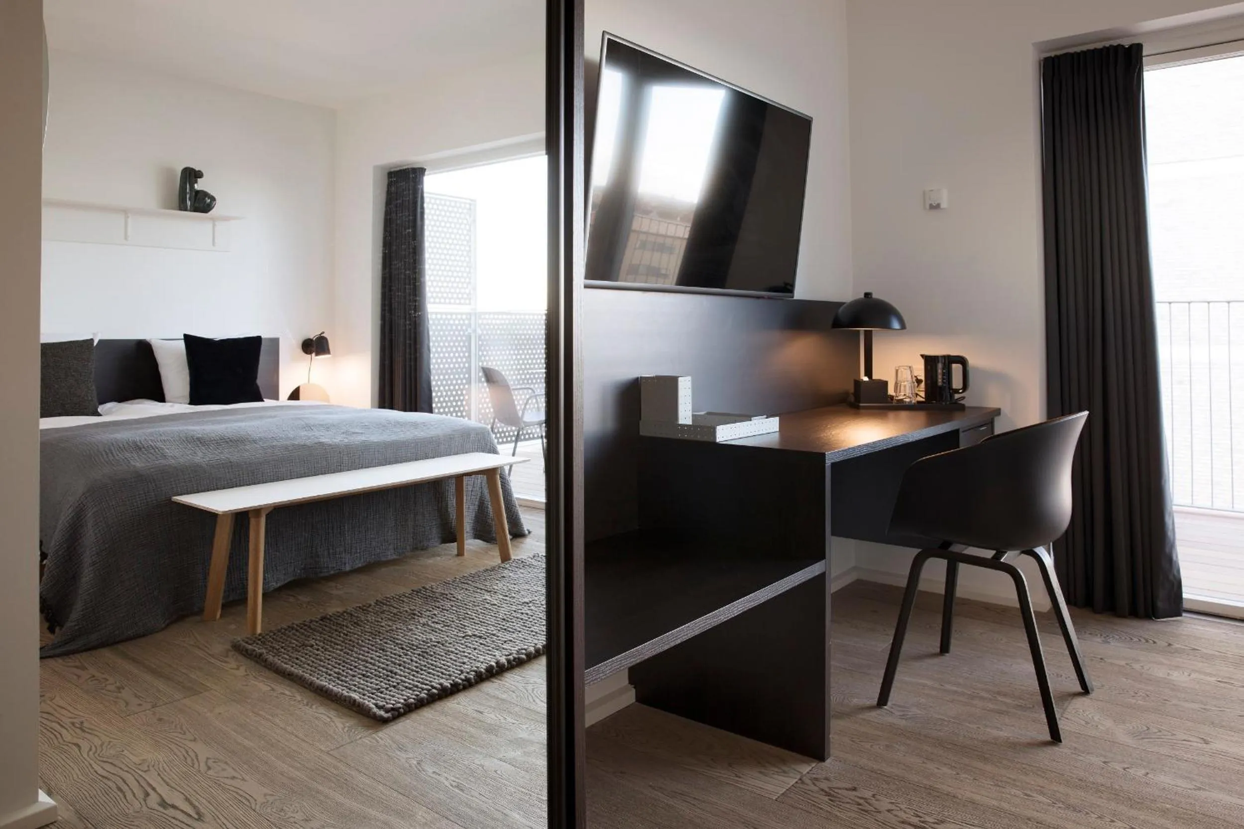 Photo of the whole room, Bed in CPH Studio Hotel