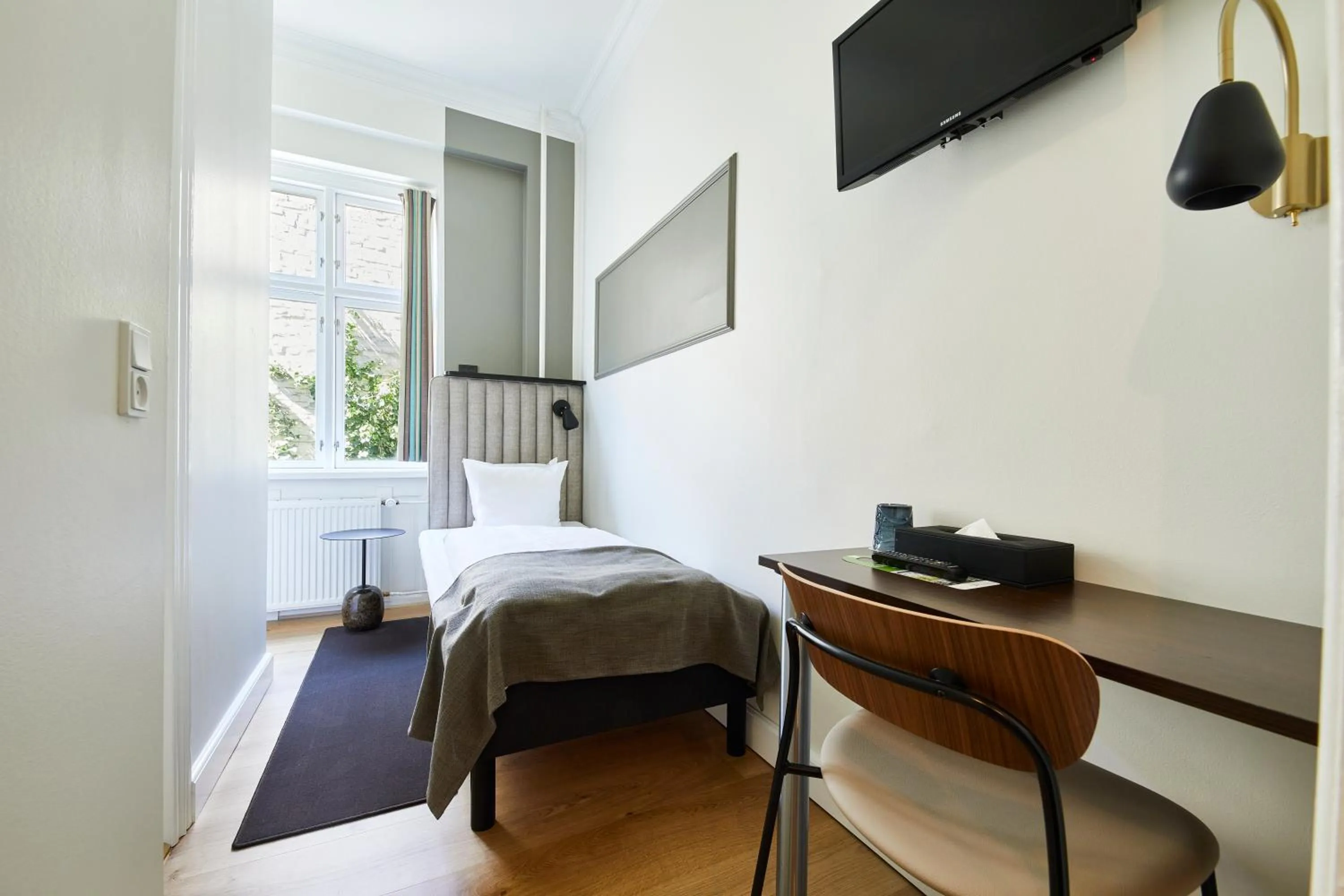 Bedroom, Bed in Hotel Sct. Thomas