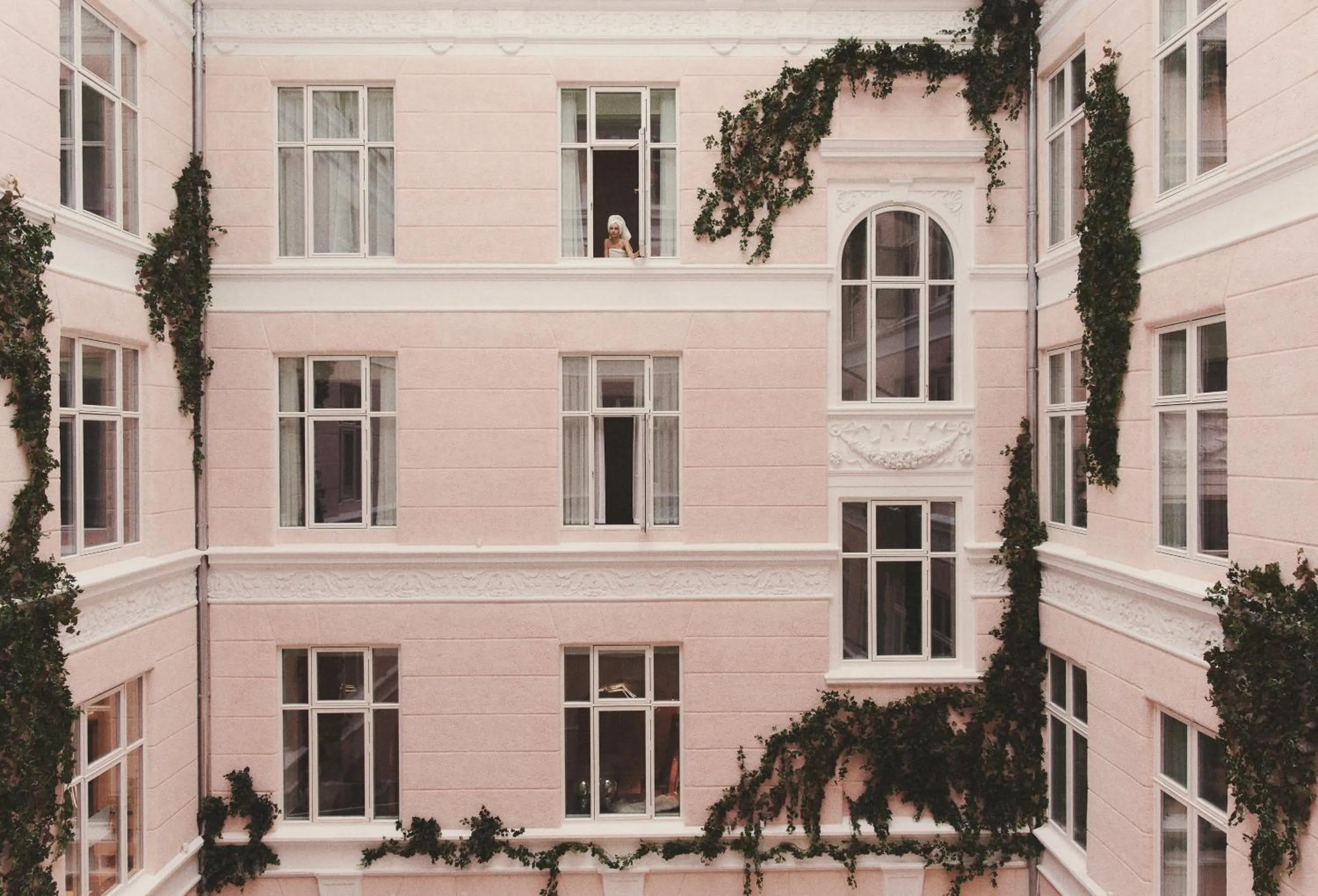 Property building in Hotel Bella Grande