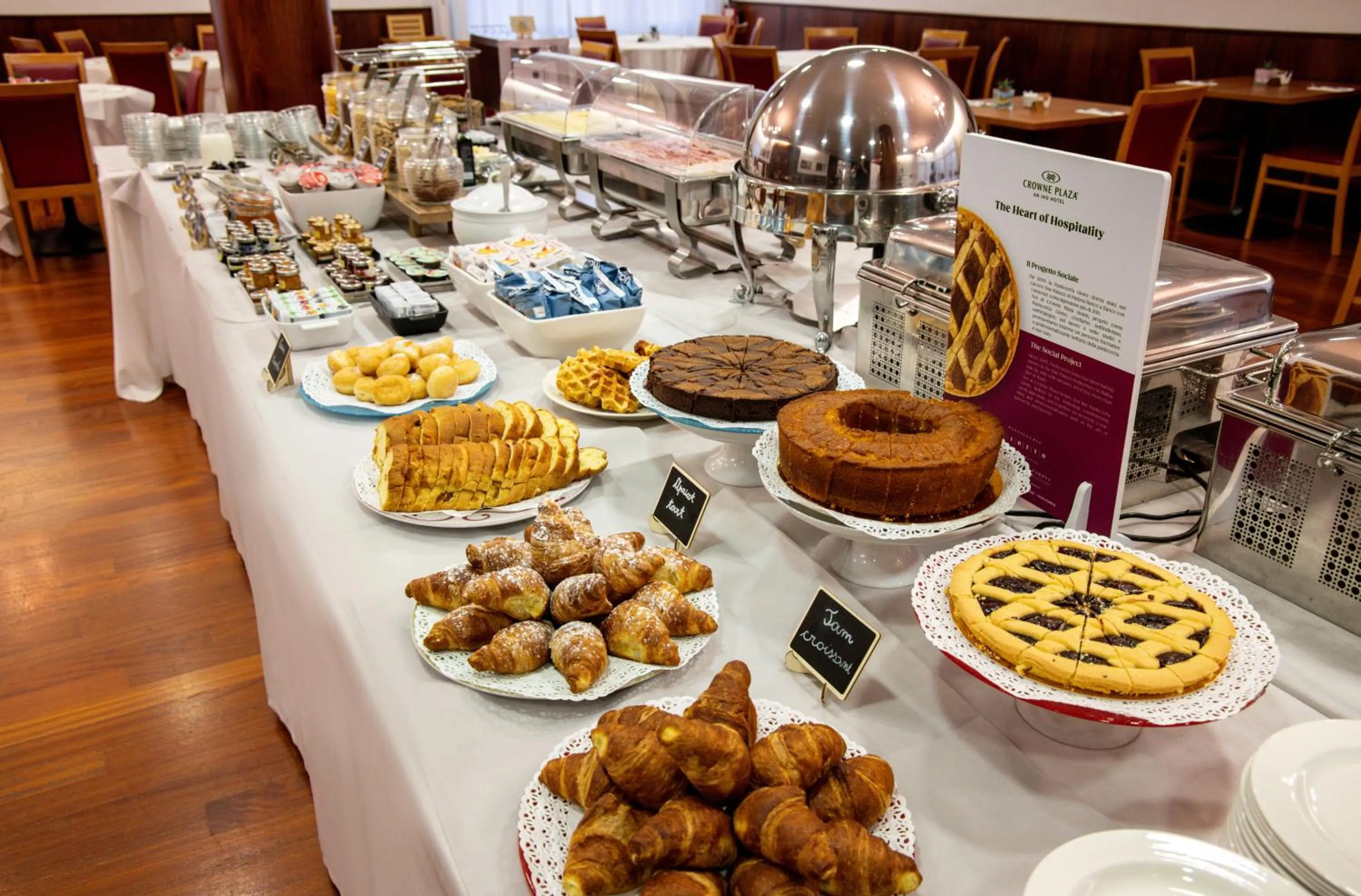 Breakfast in Crowne Plaza Venice East by IHG