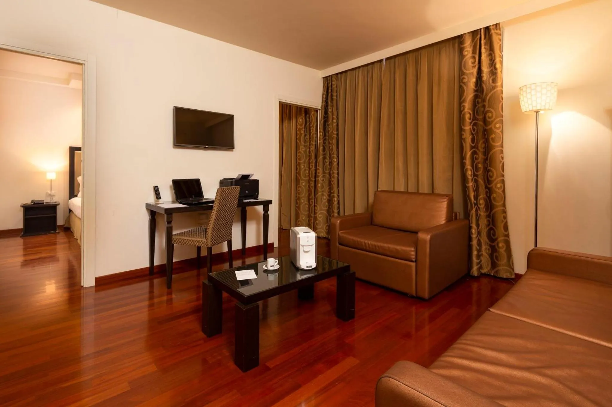 Photo of the whole room in Crowne Plaza Venice East by IHG