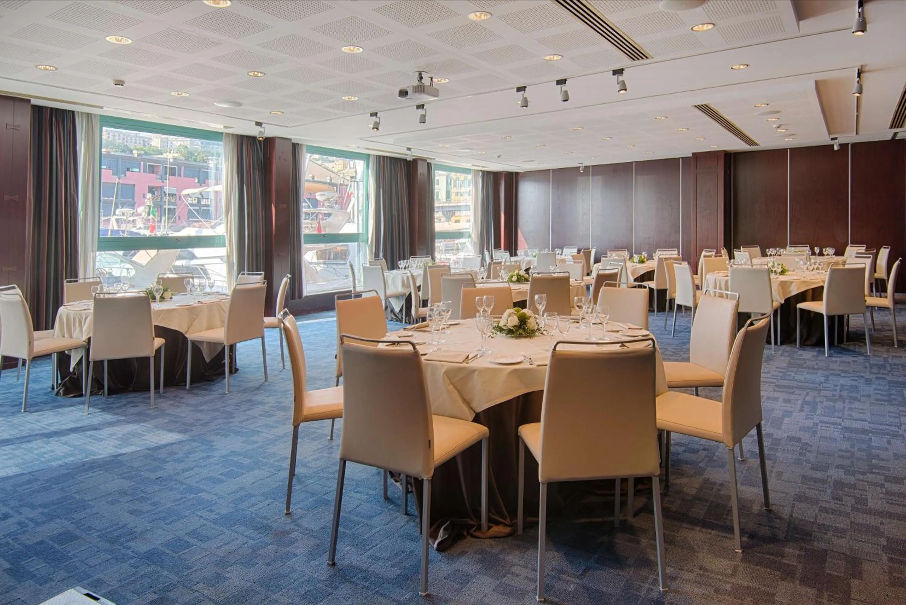 Meeting/conference room in NH Collection Genova Marina