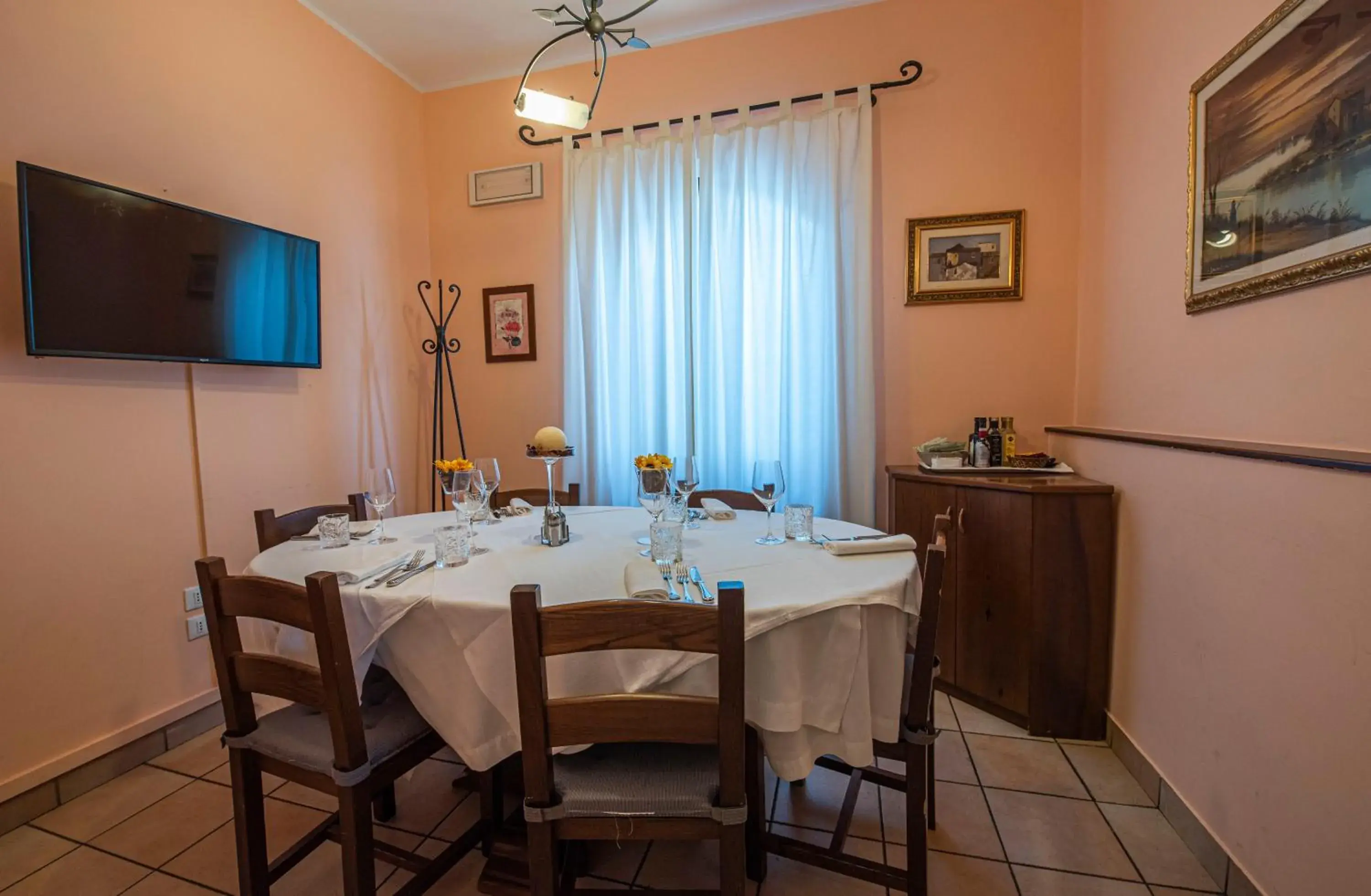 Restaurant/places to eat in Hotel Cristoforo Colombo Restaurant/places to eat in Hotel Cristoforo Colombo