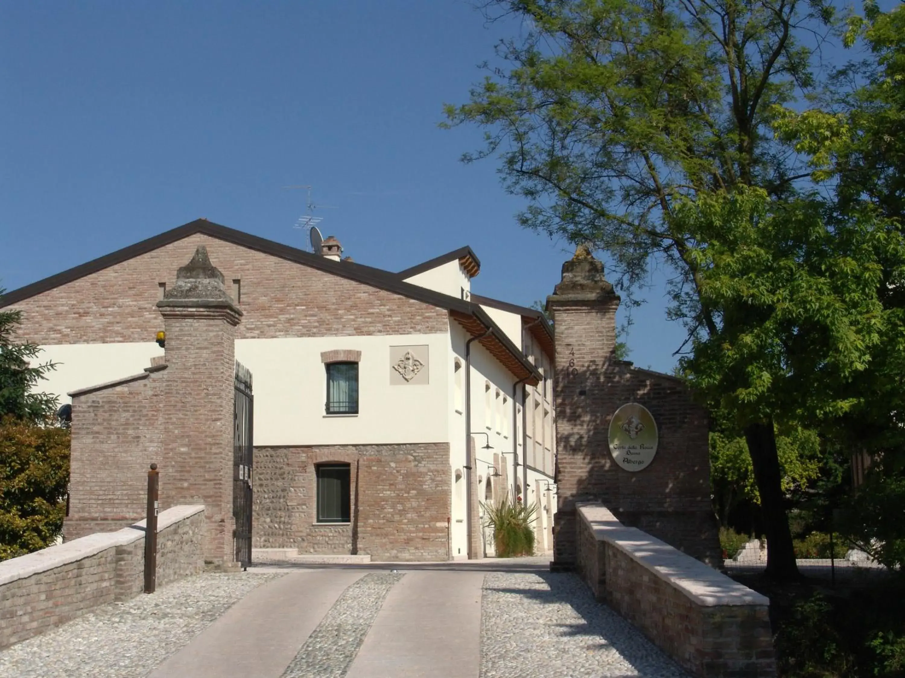 Corte Della Rocca Bassa Corte Della Rocca Bassa