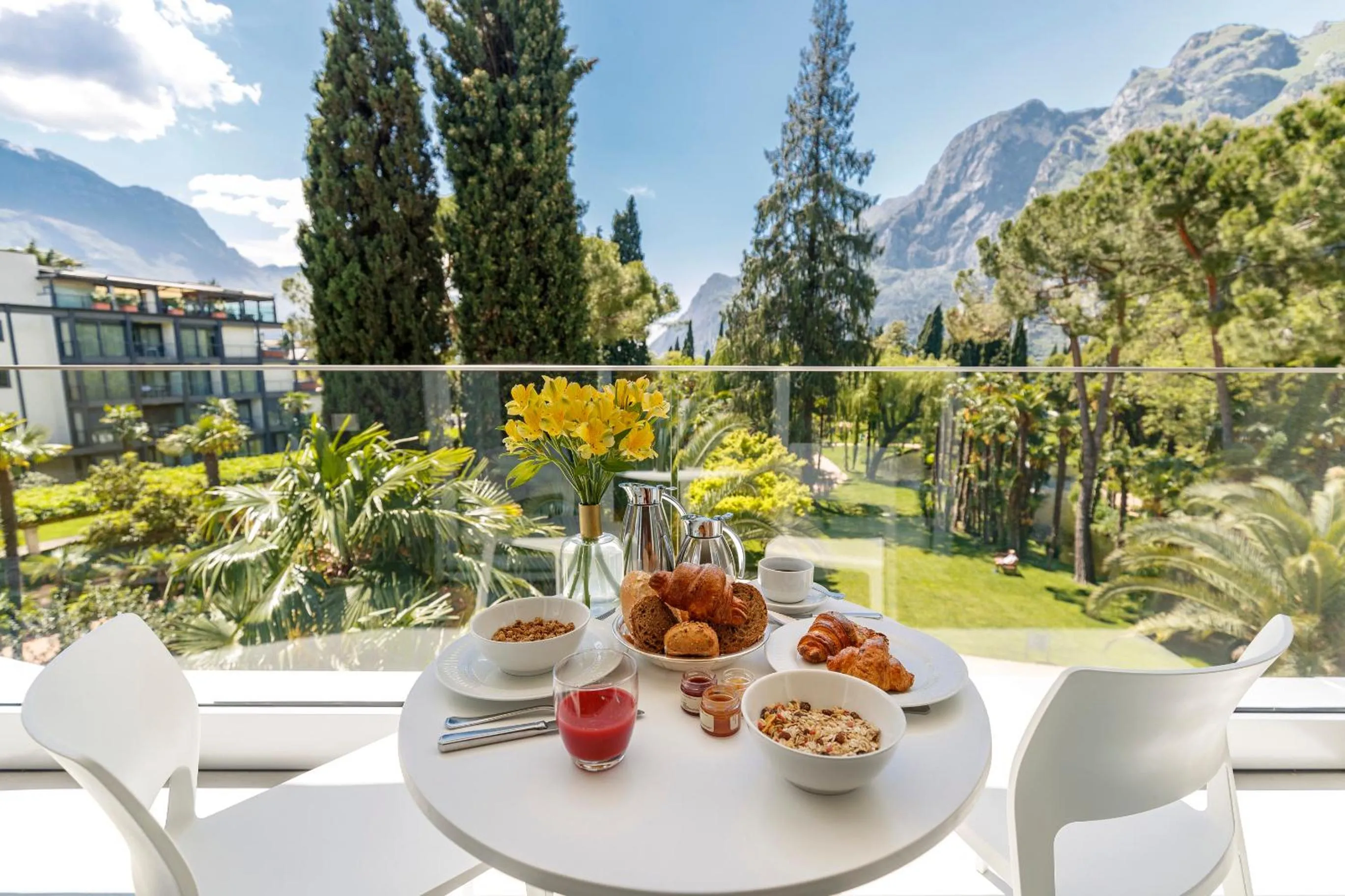 Food and drinks in Du Lac Et Du Parc Grand Resort