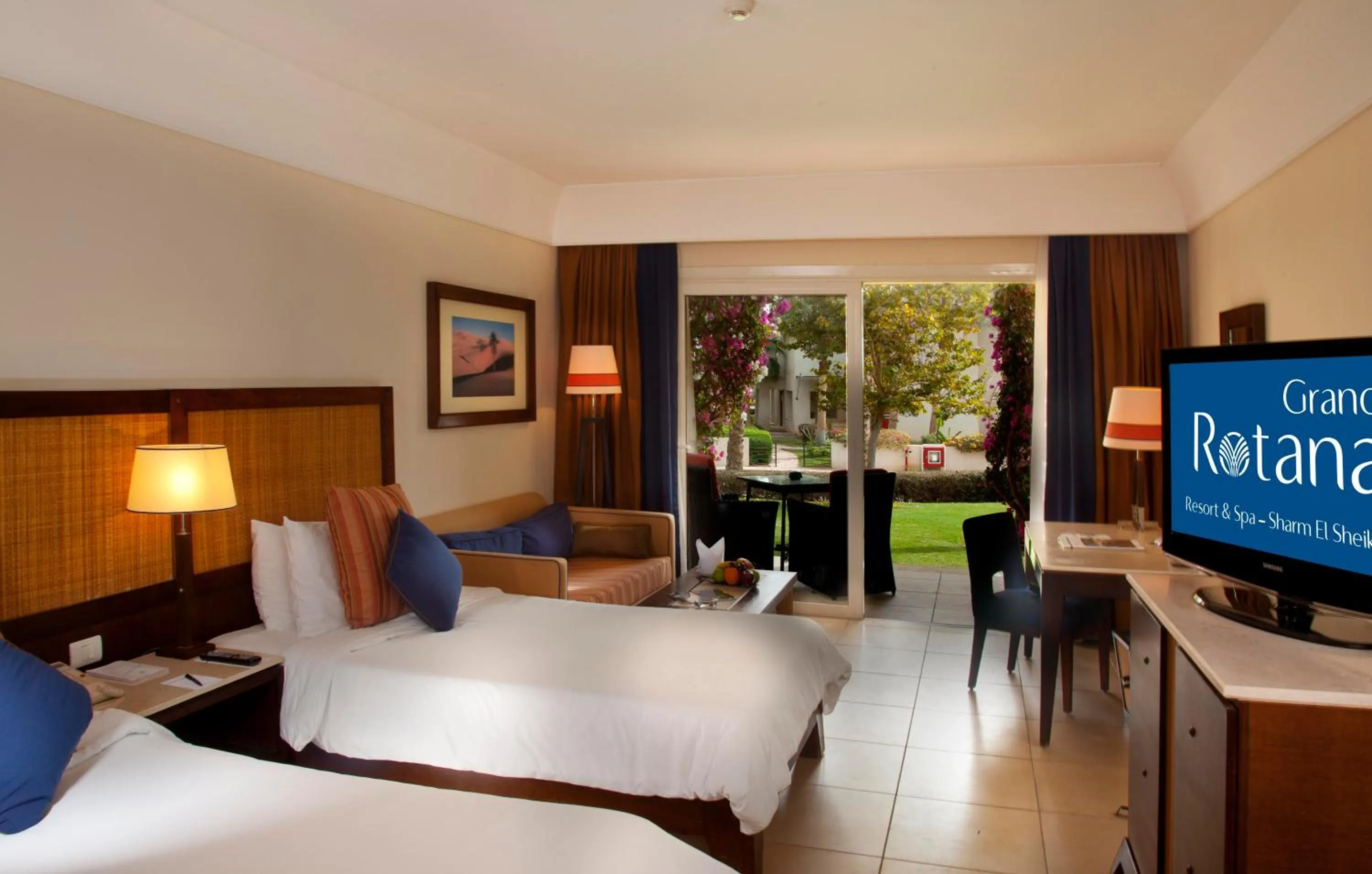 Bedroom, Bed in Grand Rotana Resort & Spa