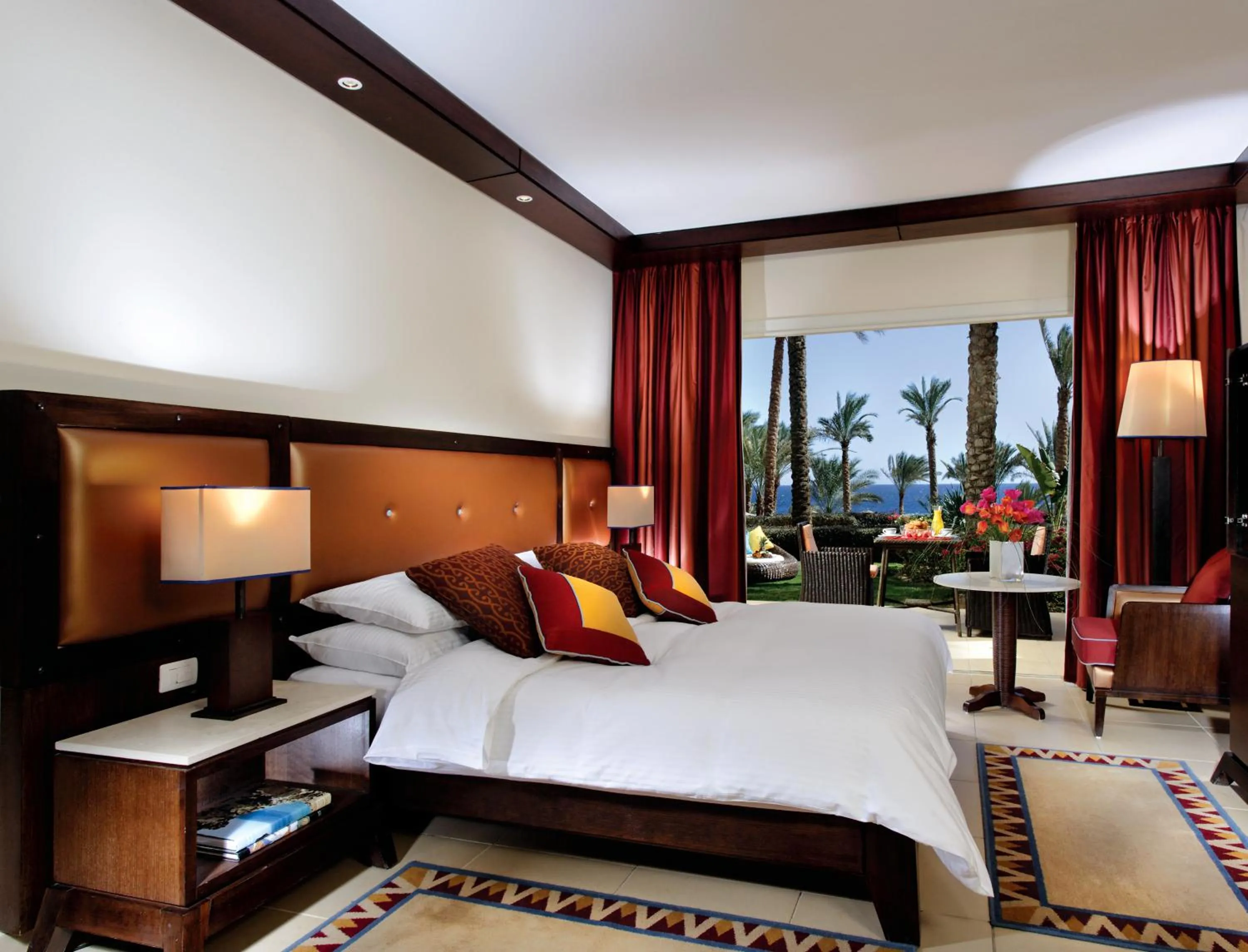 Bedroom, Bed in Grand Rotana Resort & Spa