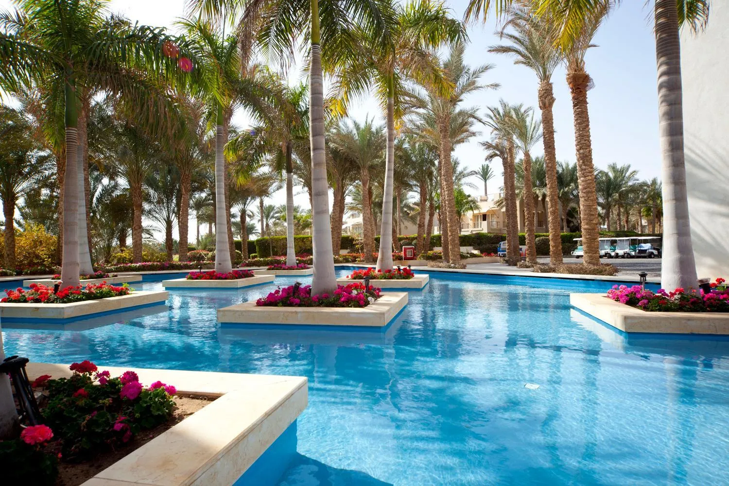 Facade/entrance in Grand Rotana Resort & Spa