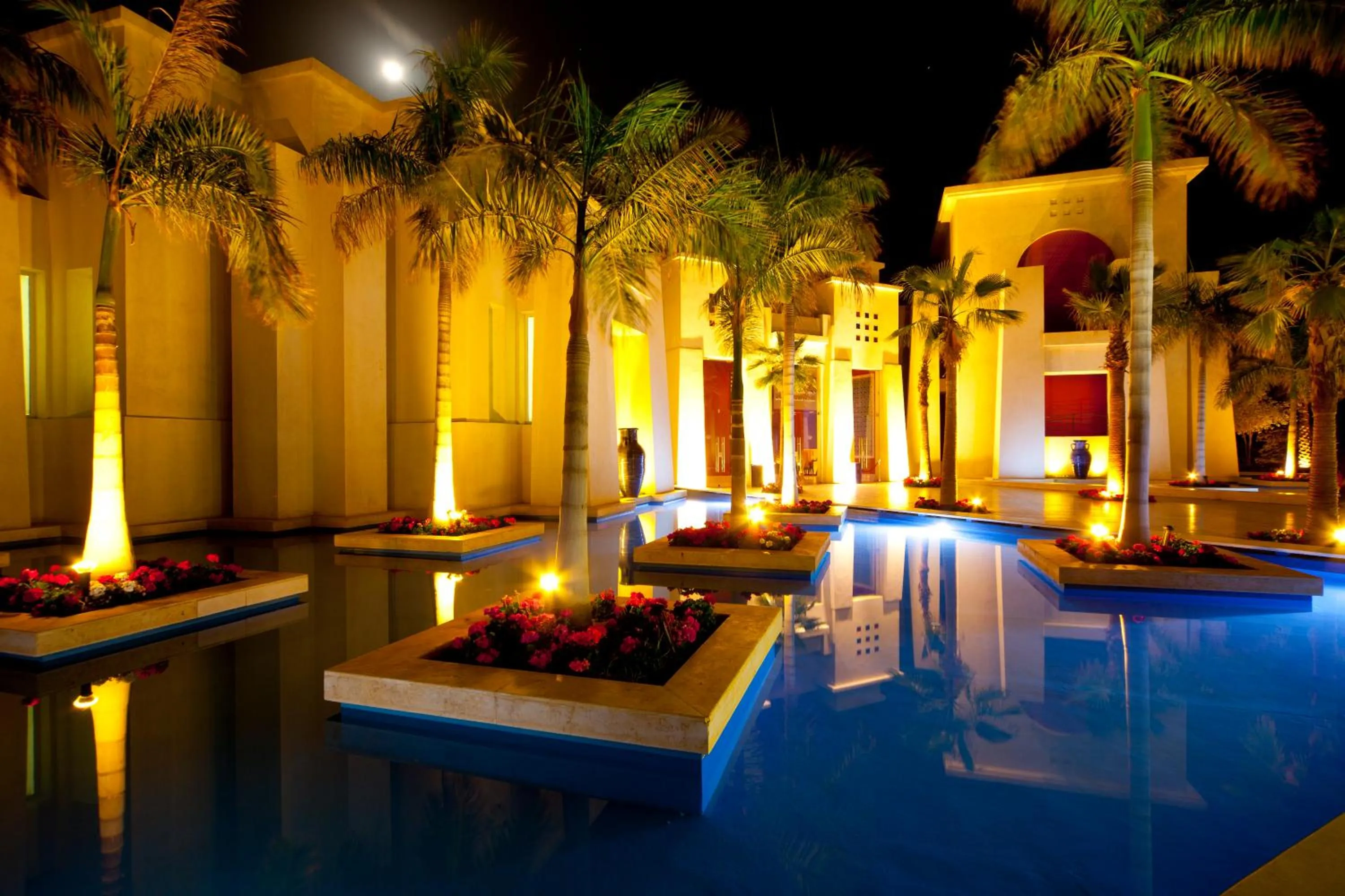 Facade/entrance in Grand Rotana Resort & Spa