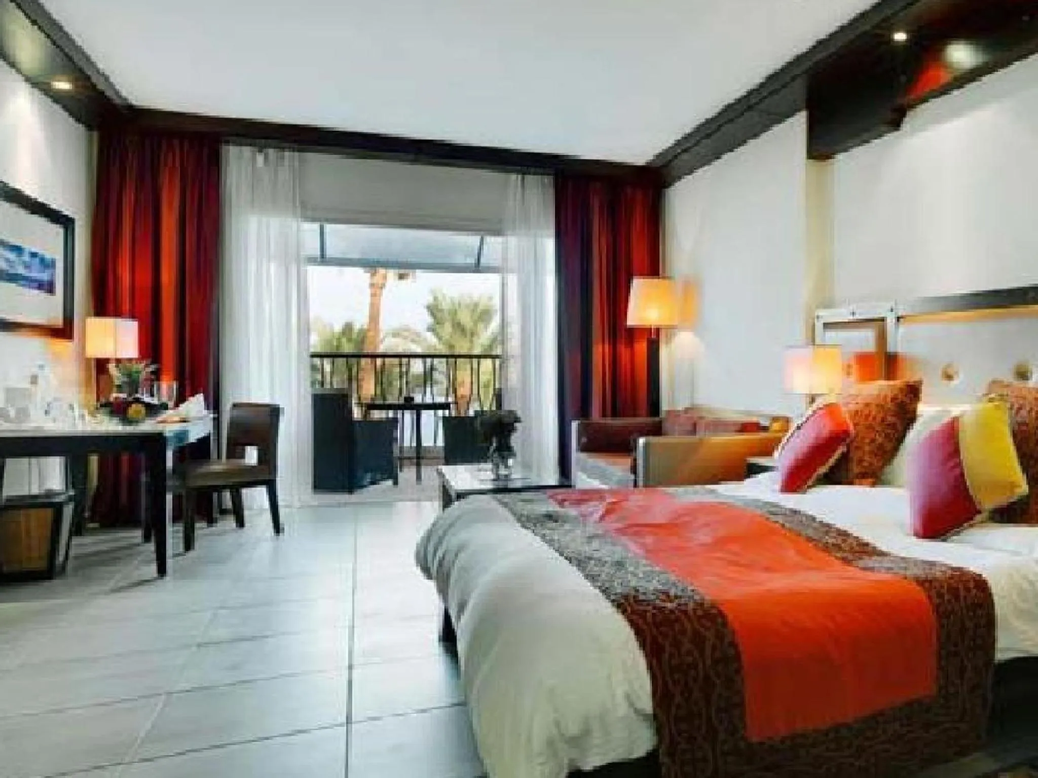 Photo of the whole room, Bed in Grand Rotana Resort & Spa