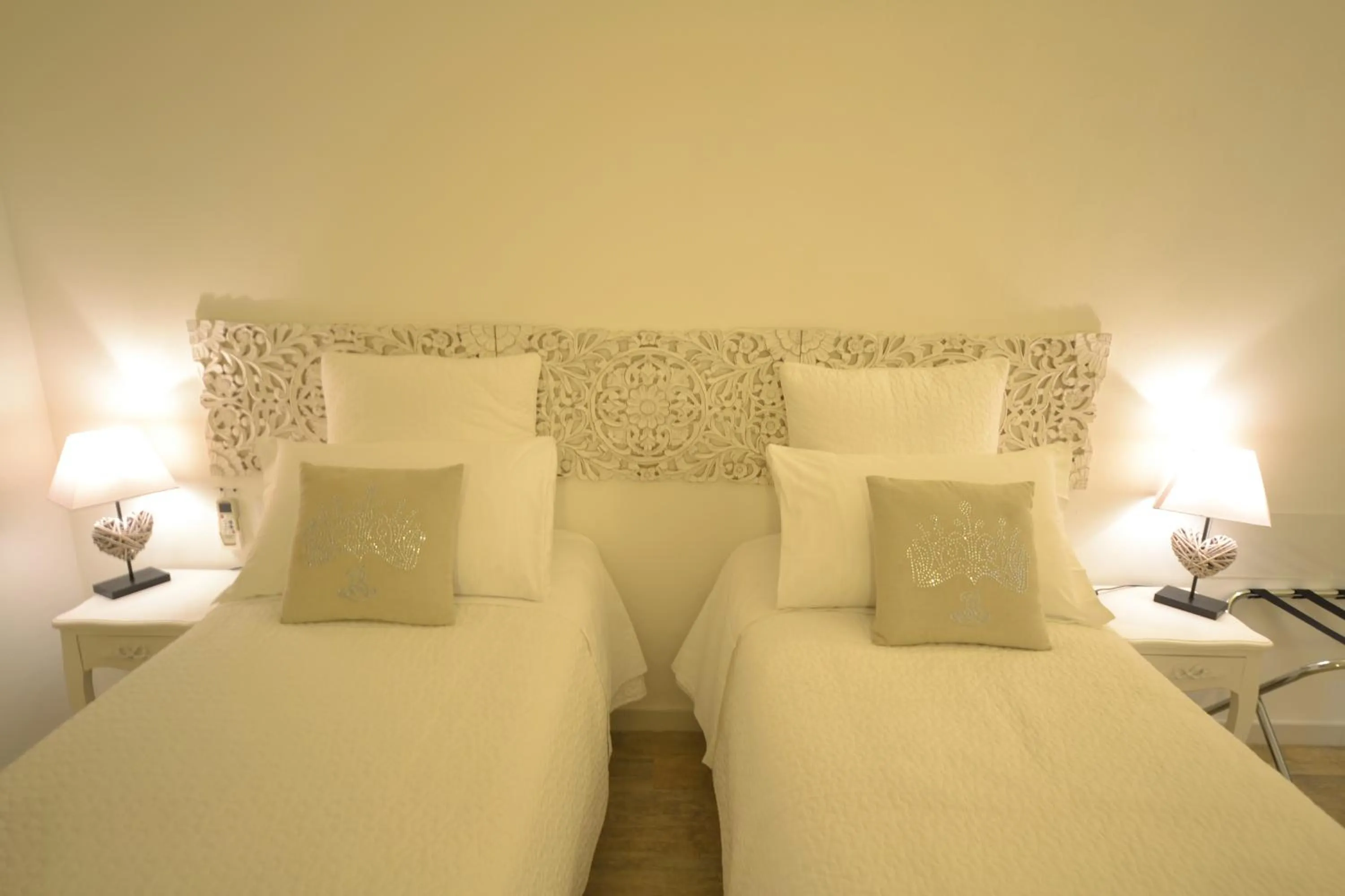 Decorative detail, Bed in Affittacamere Casa Dane'