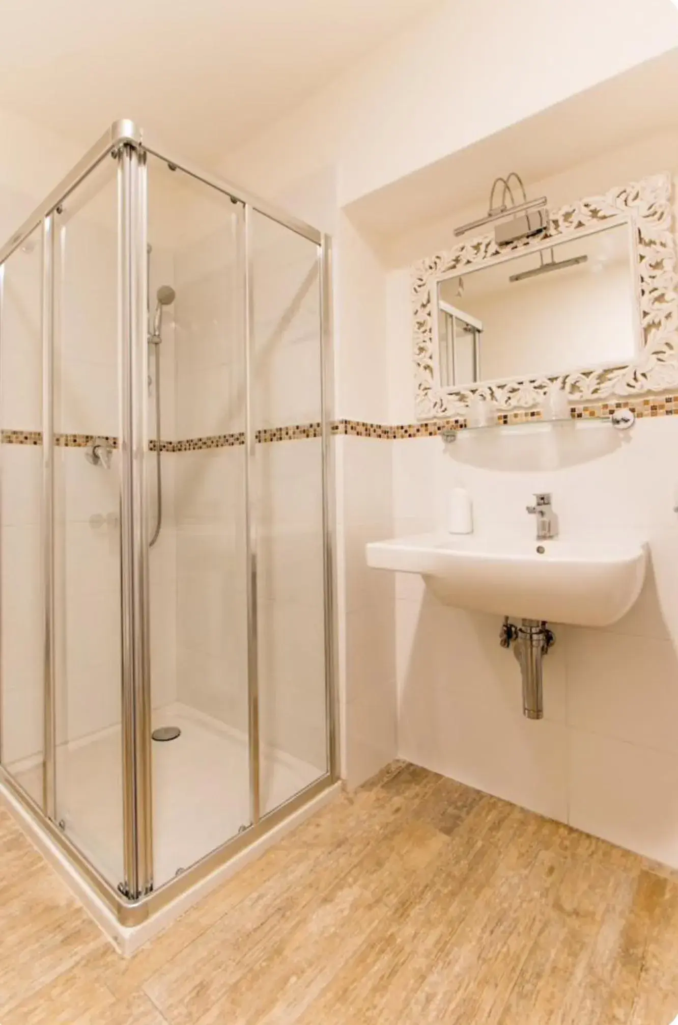 Bathroom in Affittacamere Casa Dane' Bathroom in Affittacamere Casa Dane'