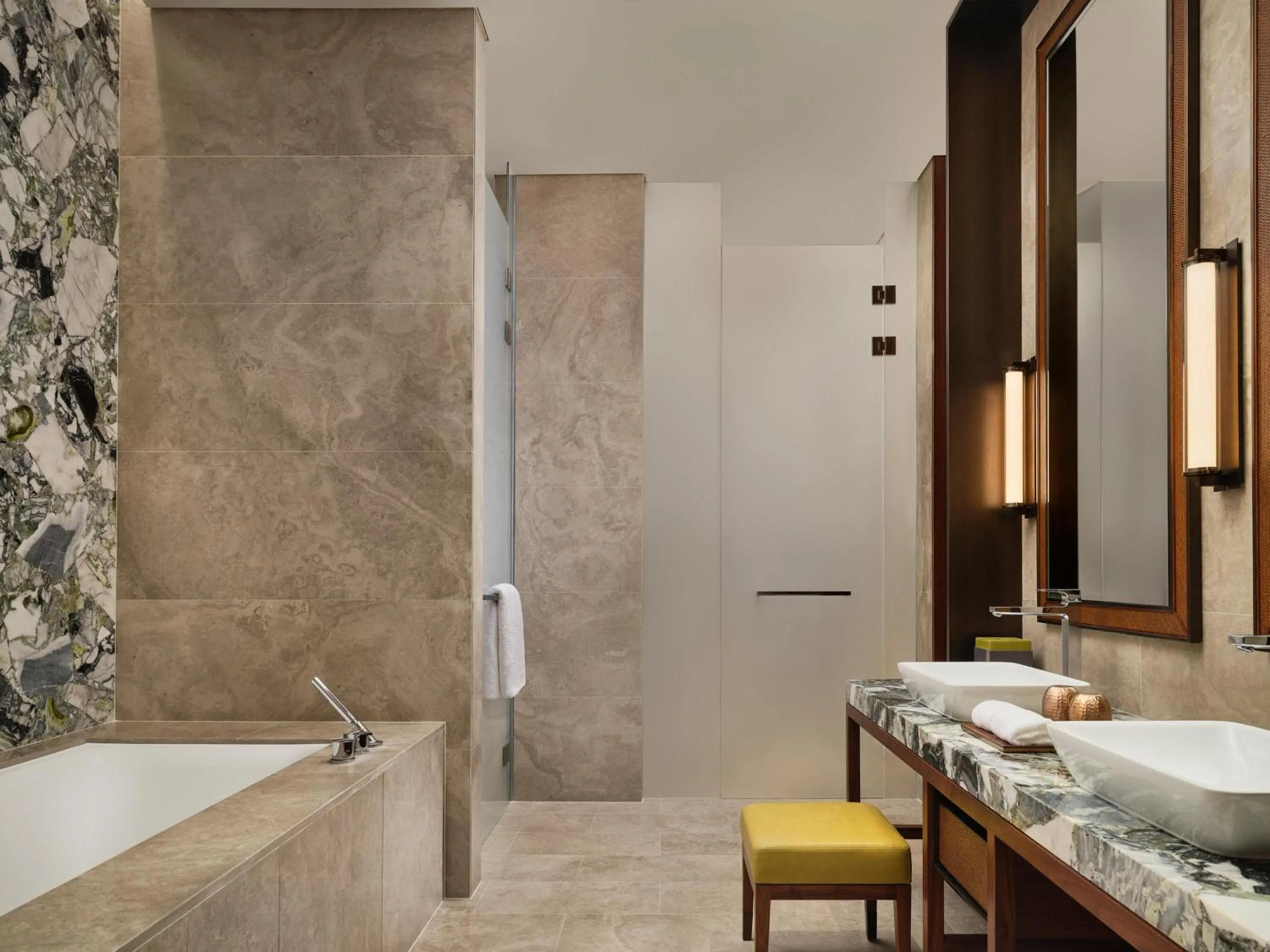Bathroom in Grand Hyatt Singapore