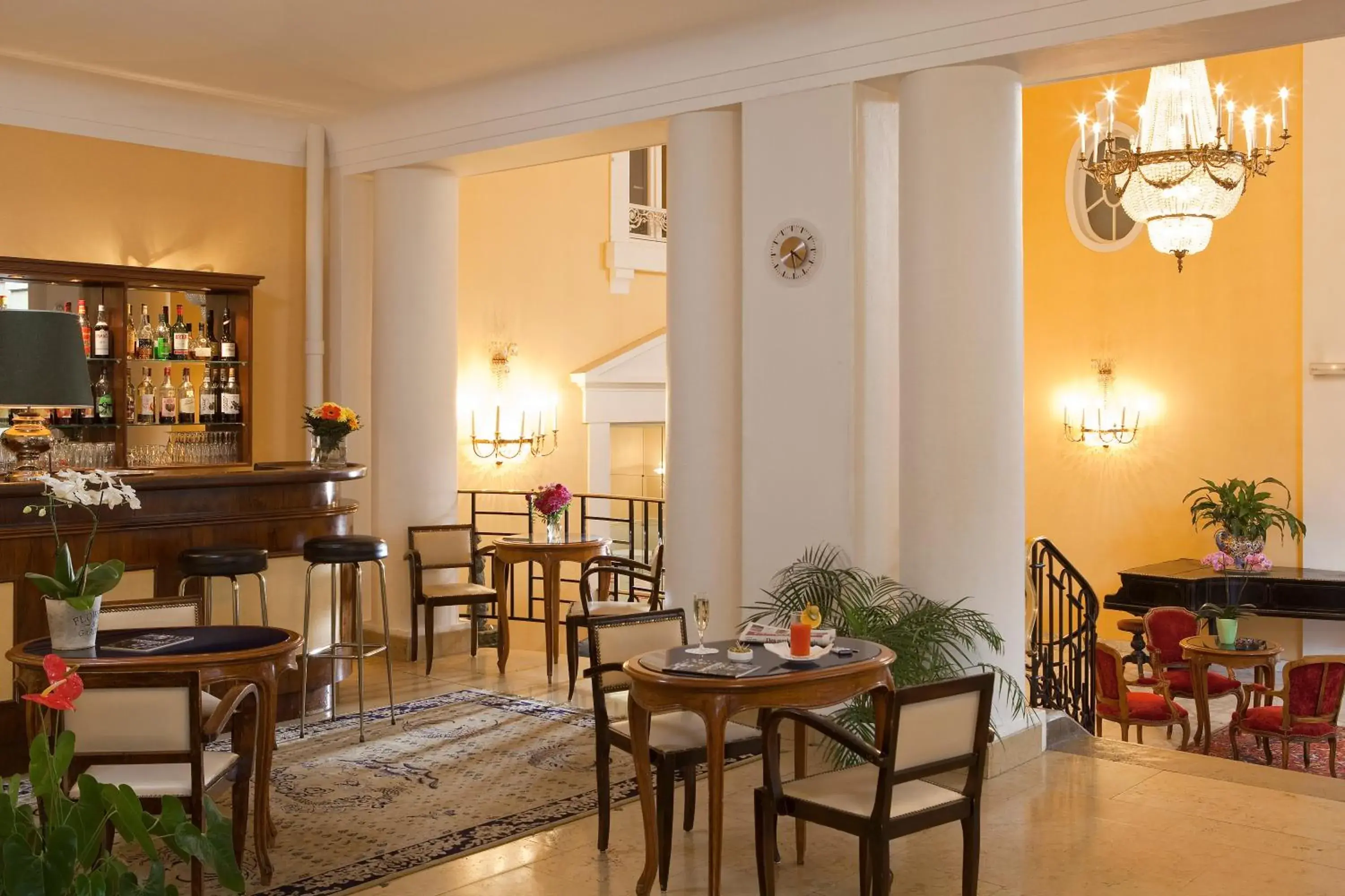 Logis Hotel Royal Saint-Mart Logis Hotel Royal Saint-Mart