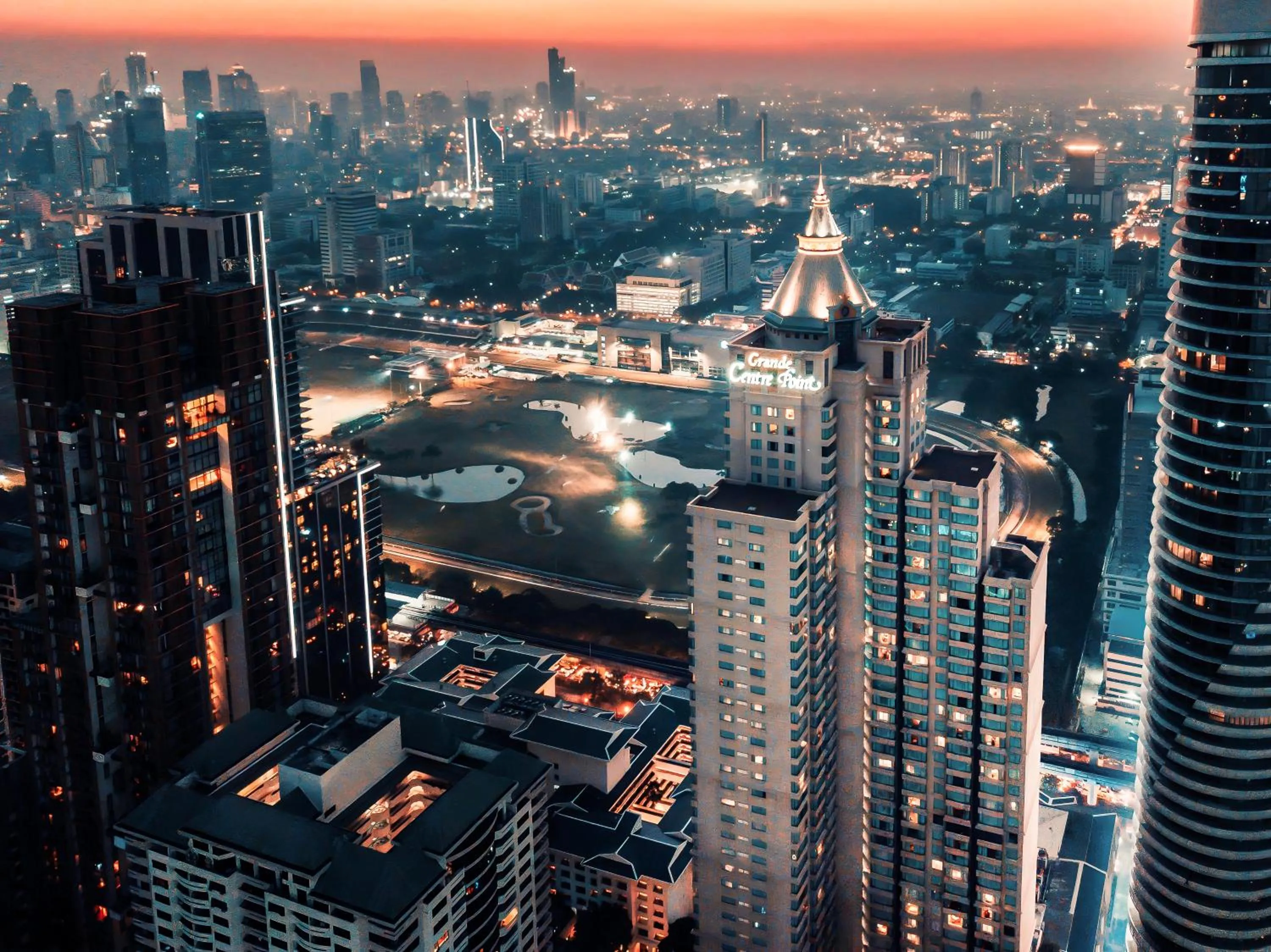 Property building in Grande Centre Point Hotel Ratchadamri Bangkok