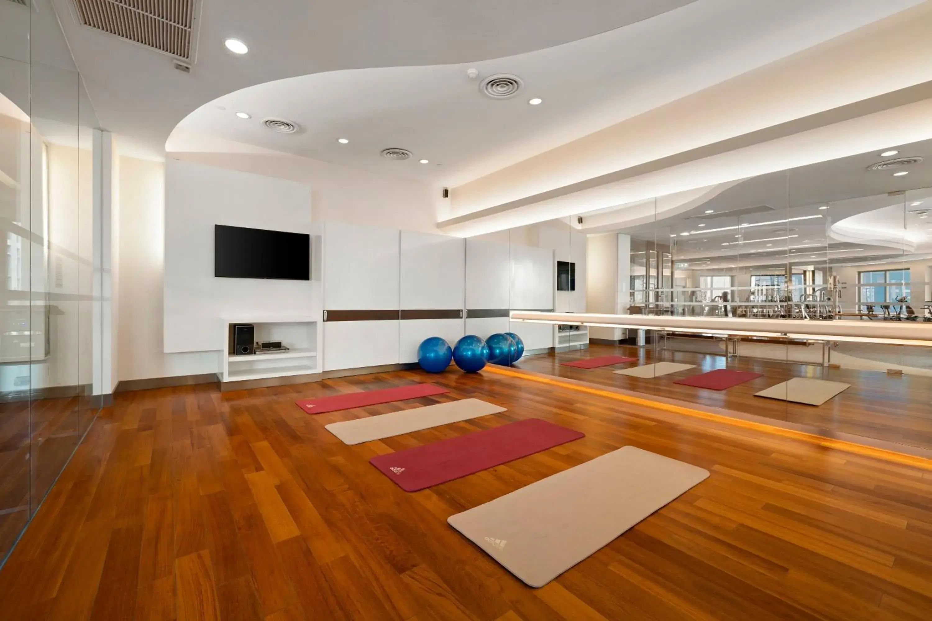 Fitness centre/facilities in Grande Centre Point Hotel Ratchadamri Bangkok Fitness centre/facilities in Grande Centre Point Hotel Ratchadamri Bangkok