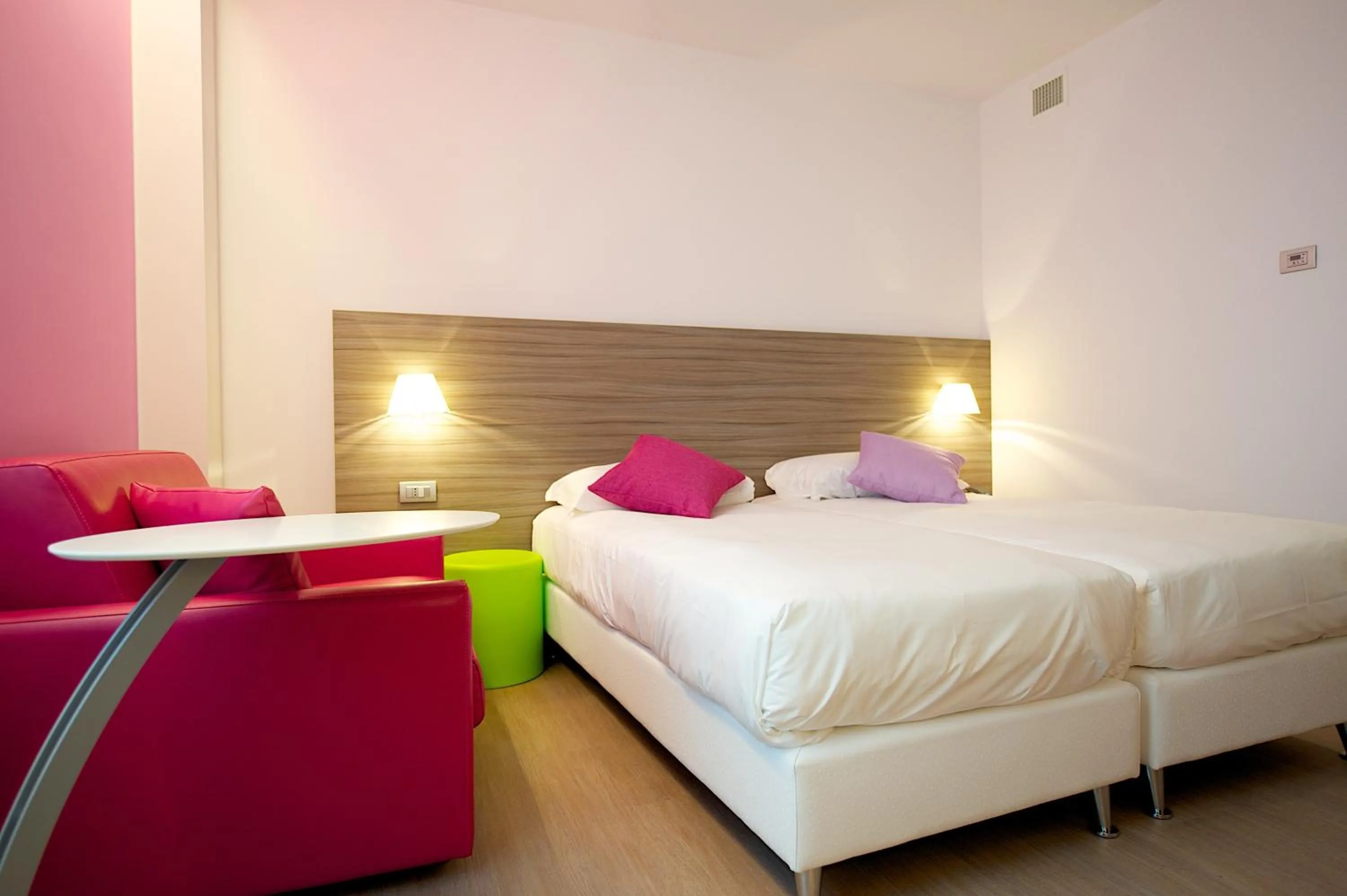 Photo of the whole room, Bed in Hotel Mercure Venezia-Marghera