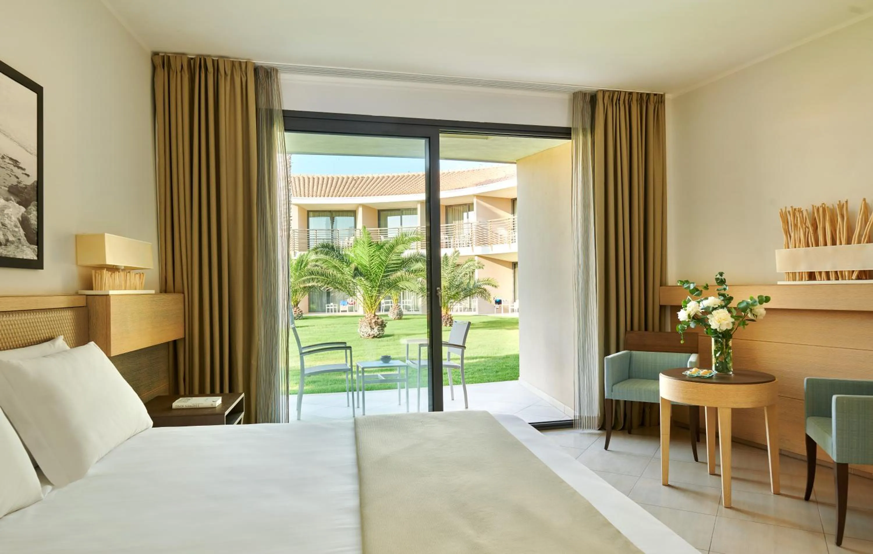 Photo of the whole room, Bed in Capovaticano Resort Thalasso Spa