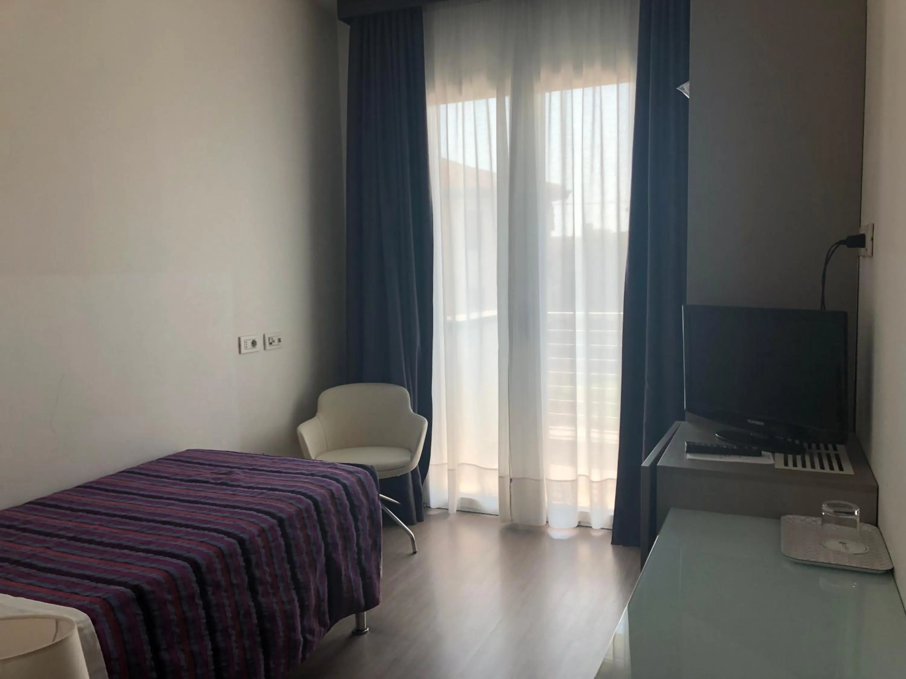 Bedroom, Bed in Hotel Lugano Torretta