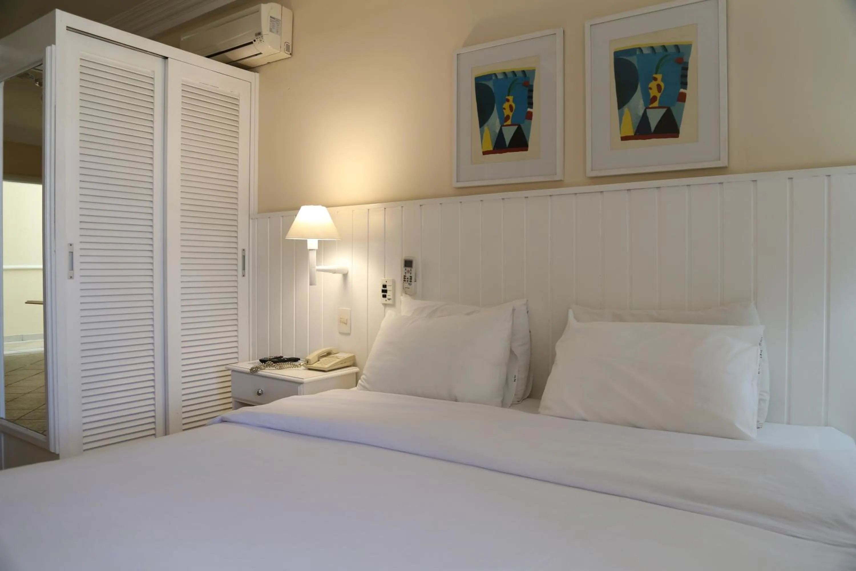 Bed in Vitória Hotel Residence NewPort