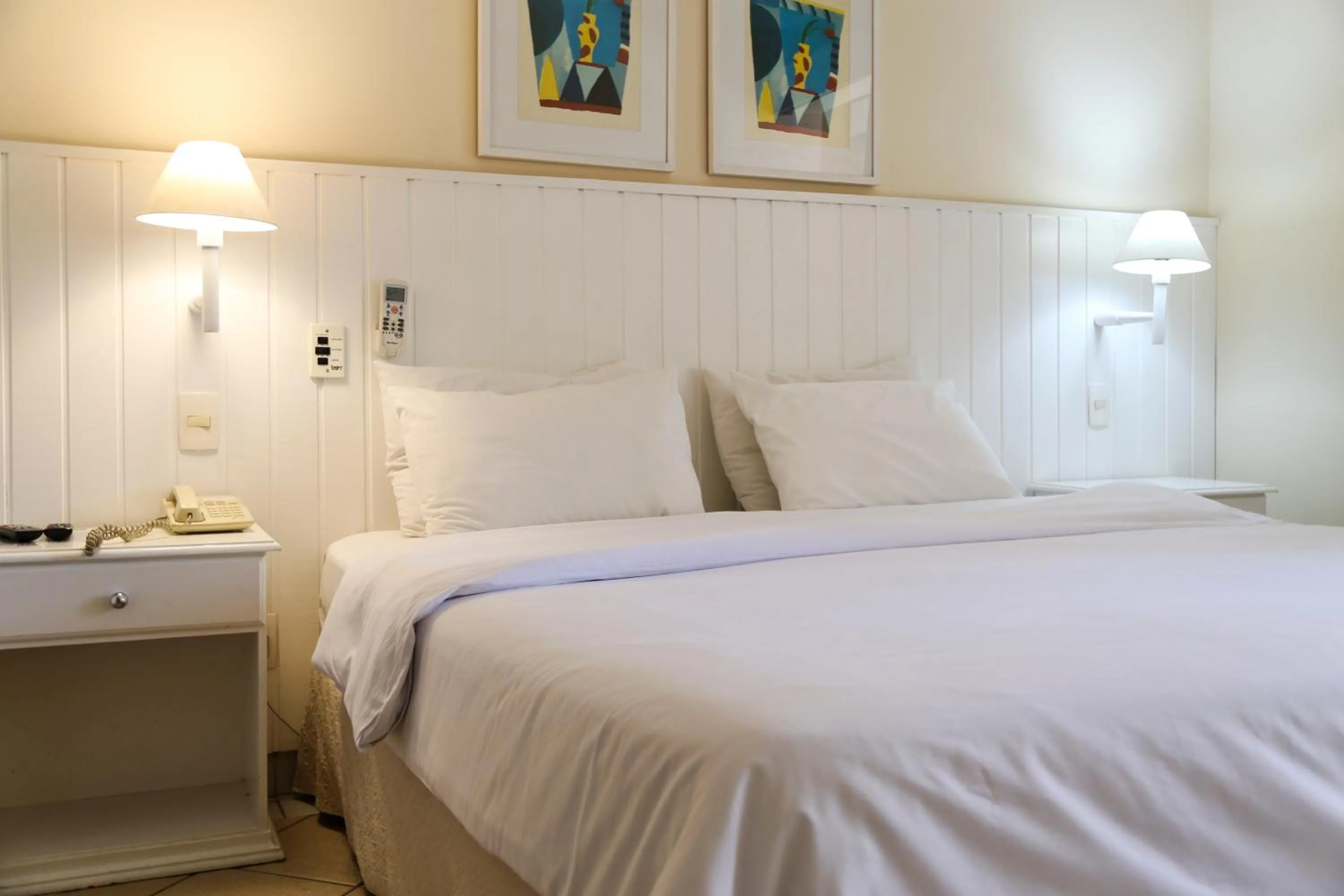 Bed in Vitória Hotel Residence NewPort