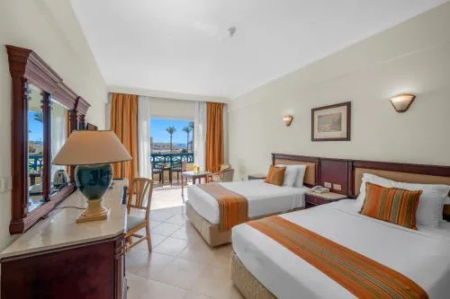 Grand Oasis Resort